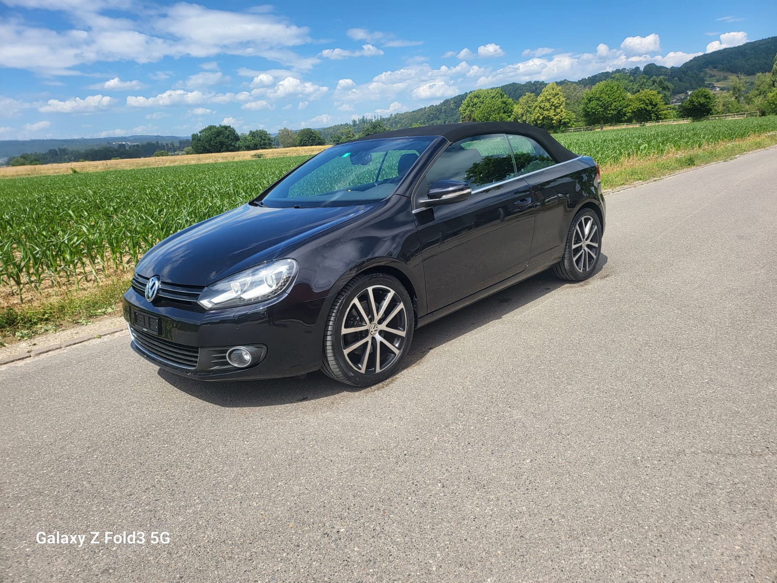 VW GOLF-showroom-element-3