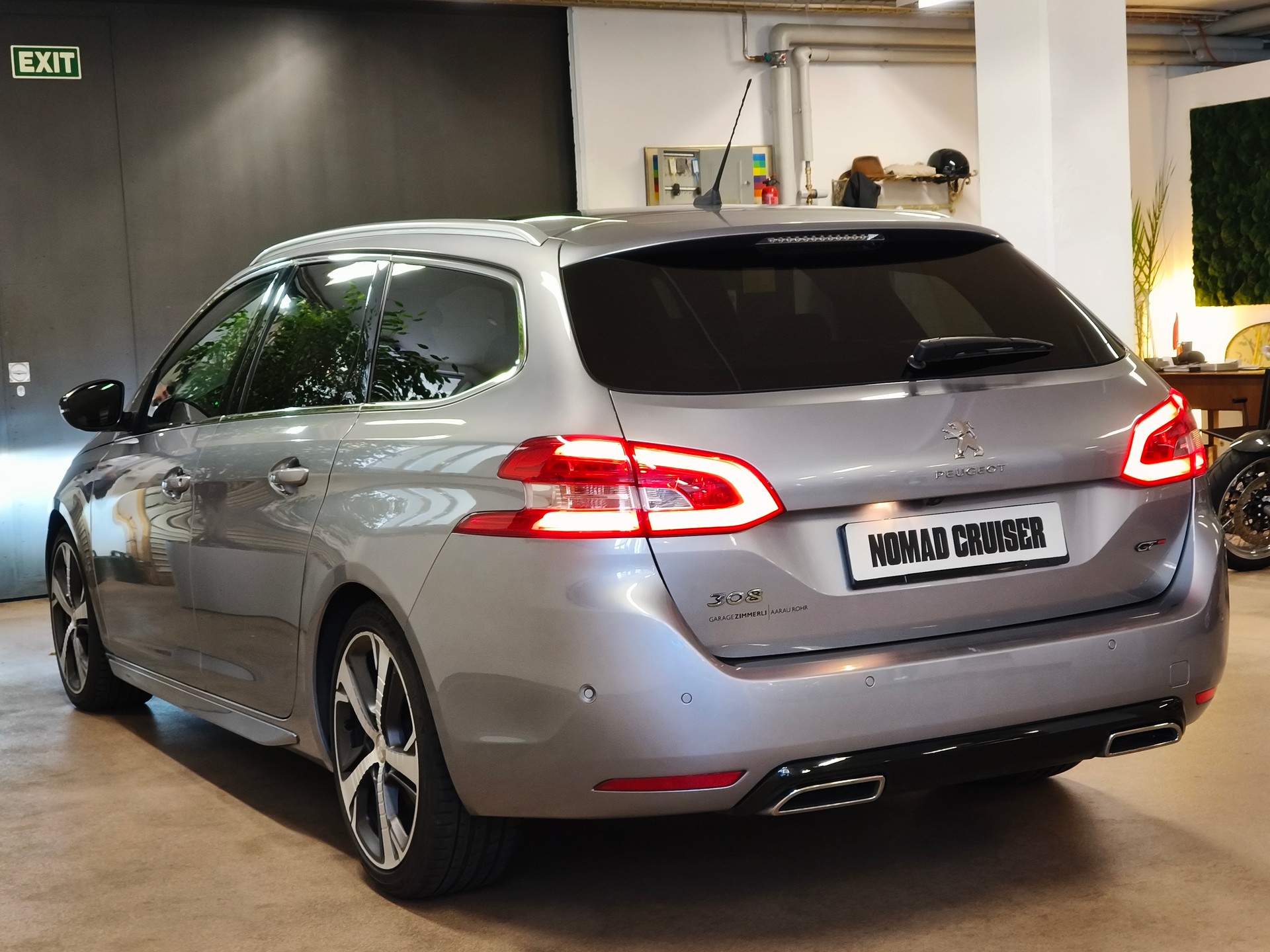 PEUGEOT 308 SW 2.0 BlueHDI GT Automatic-image-13