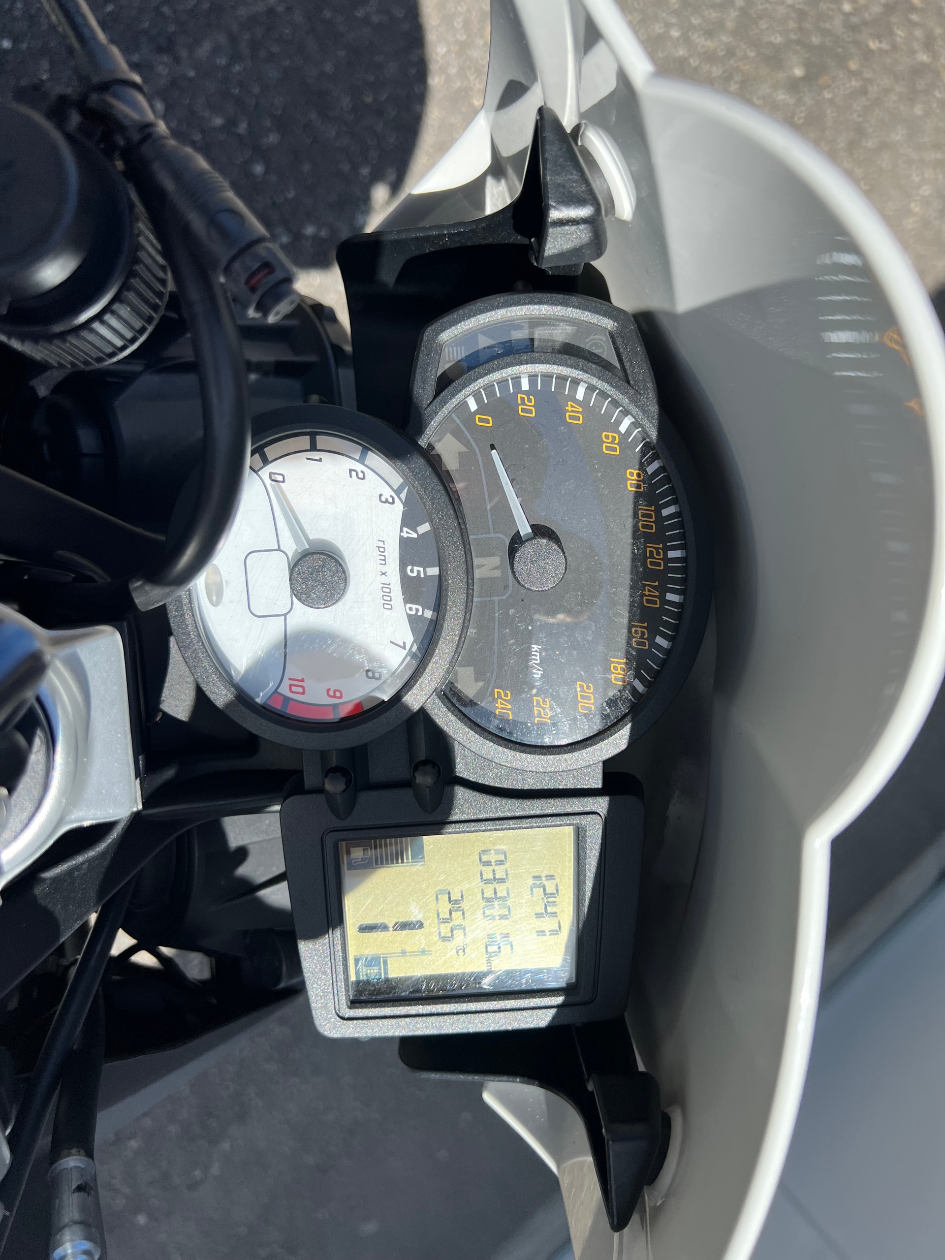 BMW F 800 R-image-8