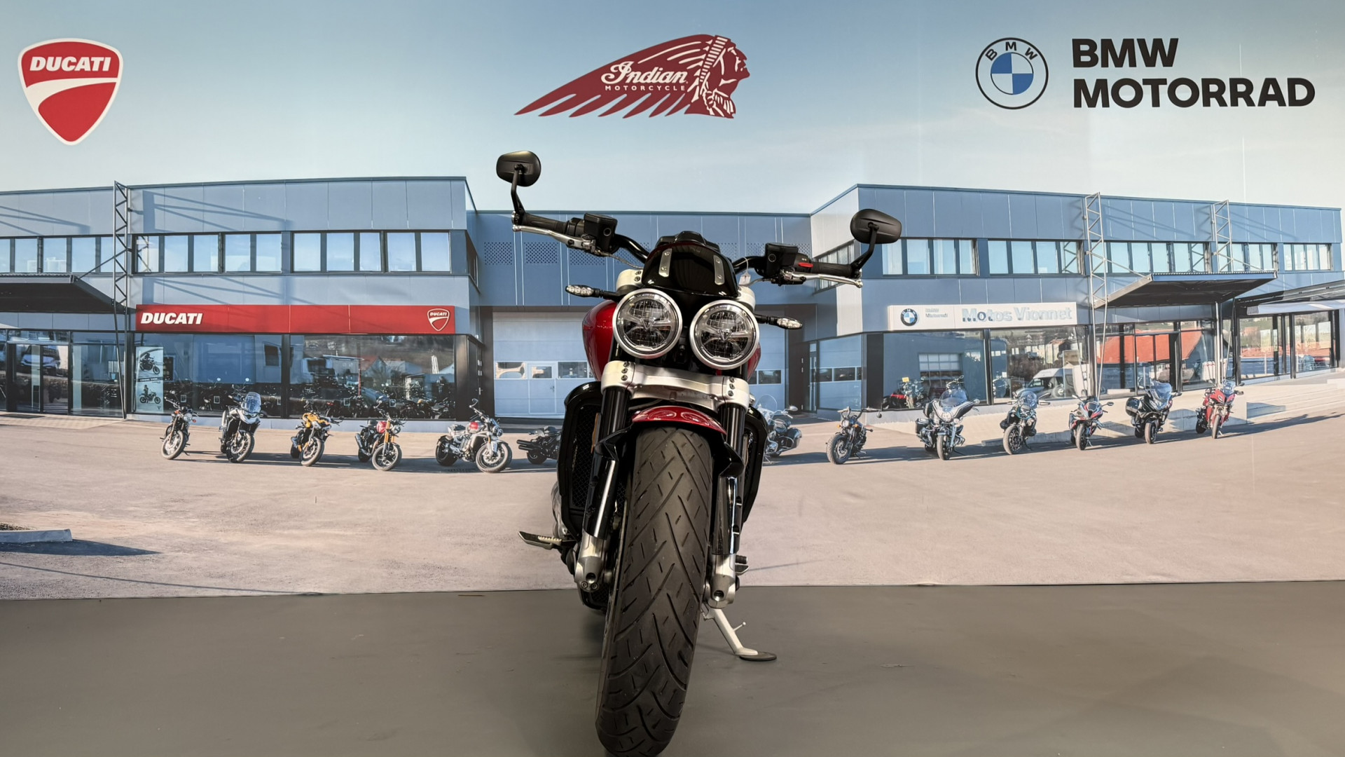 TRIUMPH Rocket 3 R 221-showroom-element-1
