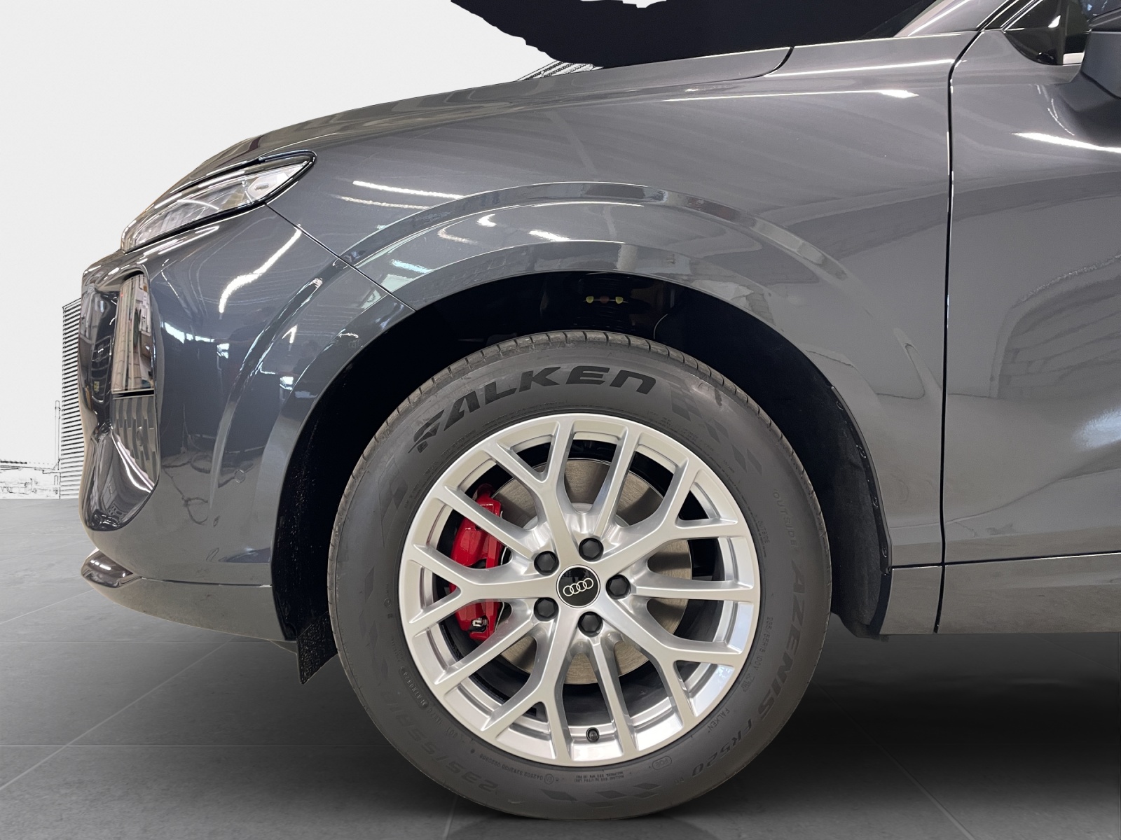 AUDI Q3 SUV TFSI quattro 150 kW S tronic-image-8