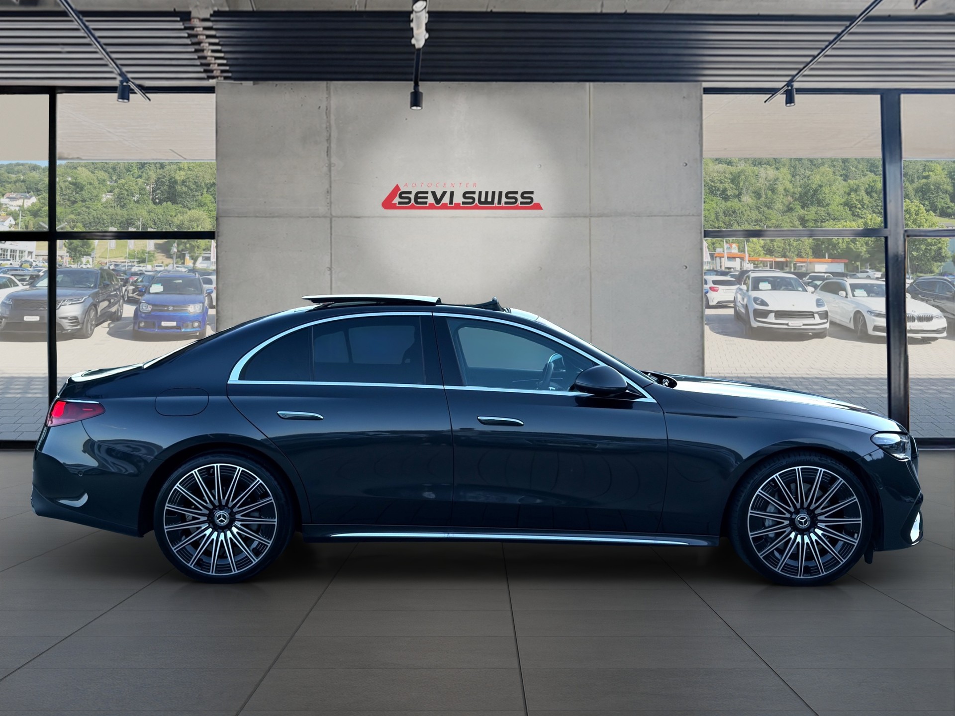MERCEDES-BENZ E 220 d 4Matic 9G-Tronic*CH-Fahrzeug,Ab MFK,Gratis Service,Werksgarantie bis 02.2028**-showroom-element-1