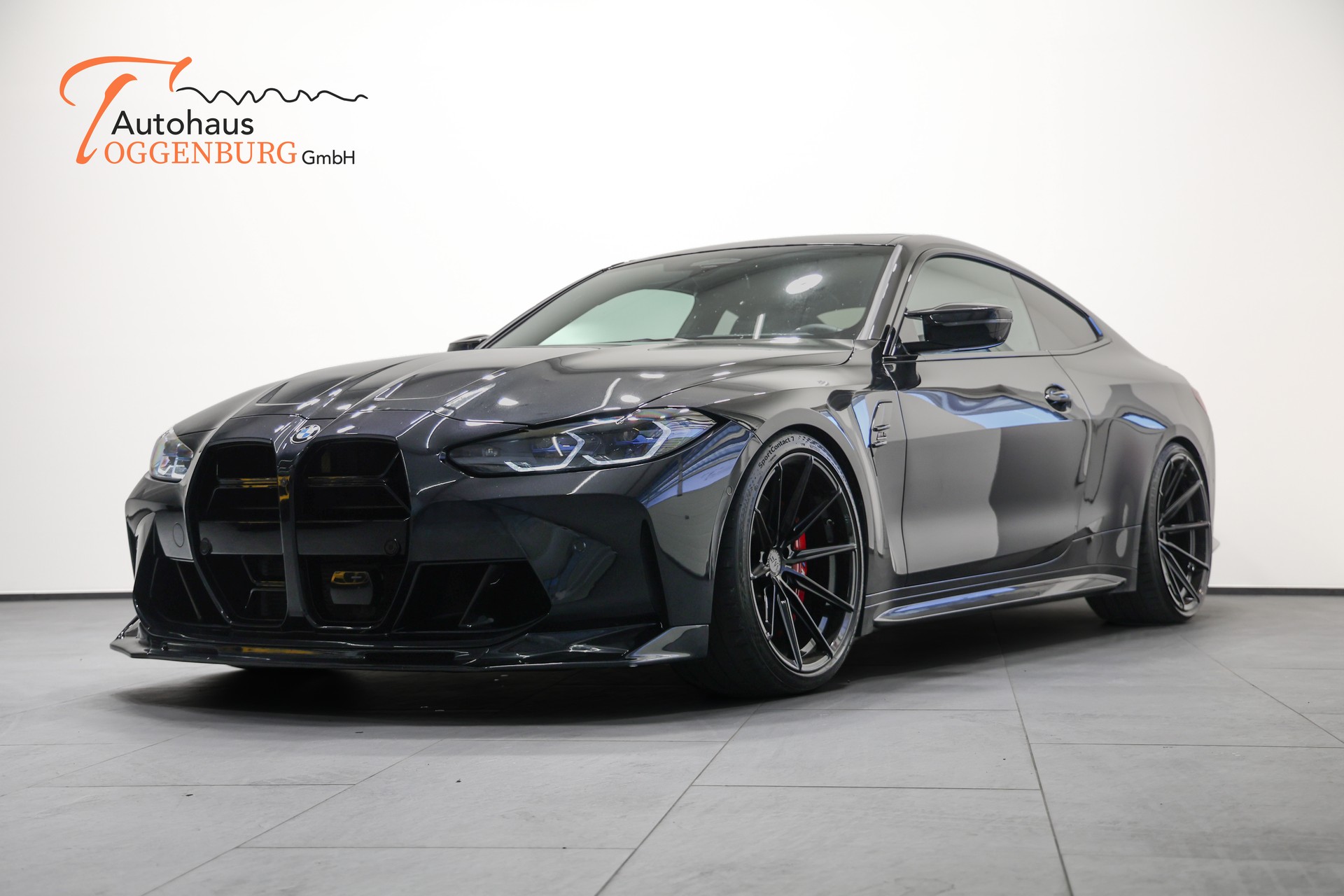 BMW M4 Coupé Competition M xDrive *CH-Fahrzeug*Tief*Breit*Wheelforce*-showroom-element-3