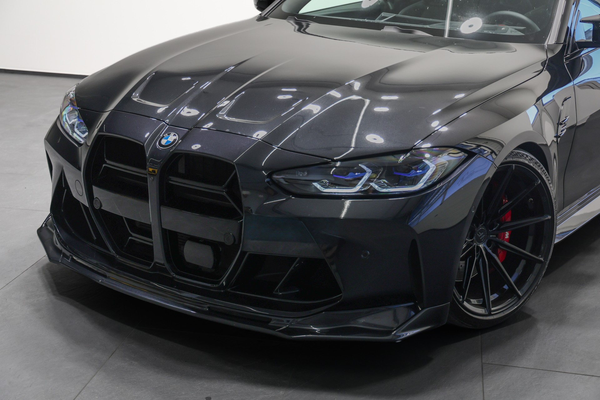 BMW M4 Coupé Competition M xDrive *CH-Fahrzeug*Tief*Breit*Wheelforce*-image-9