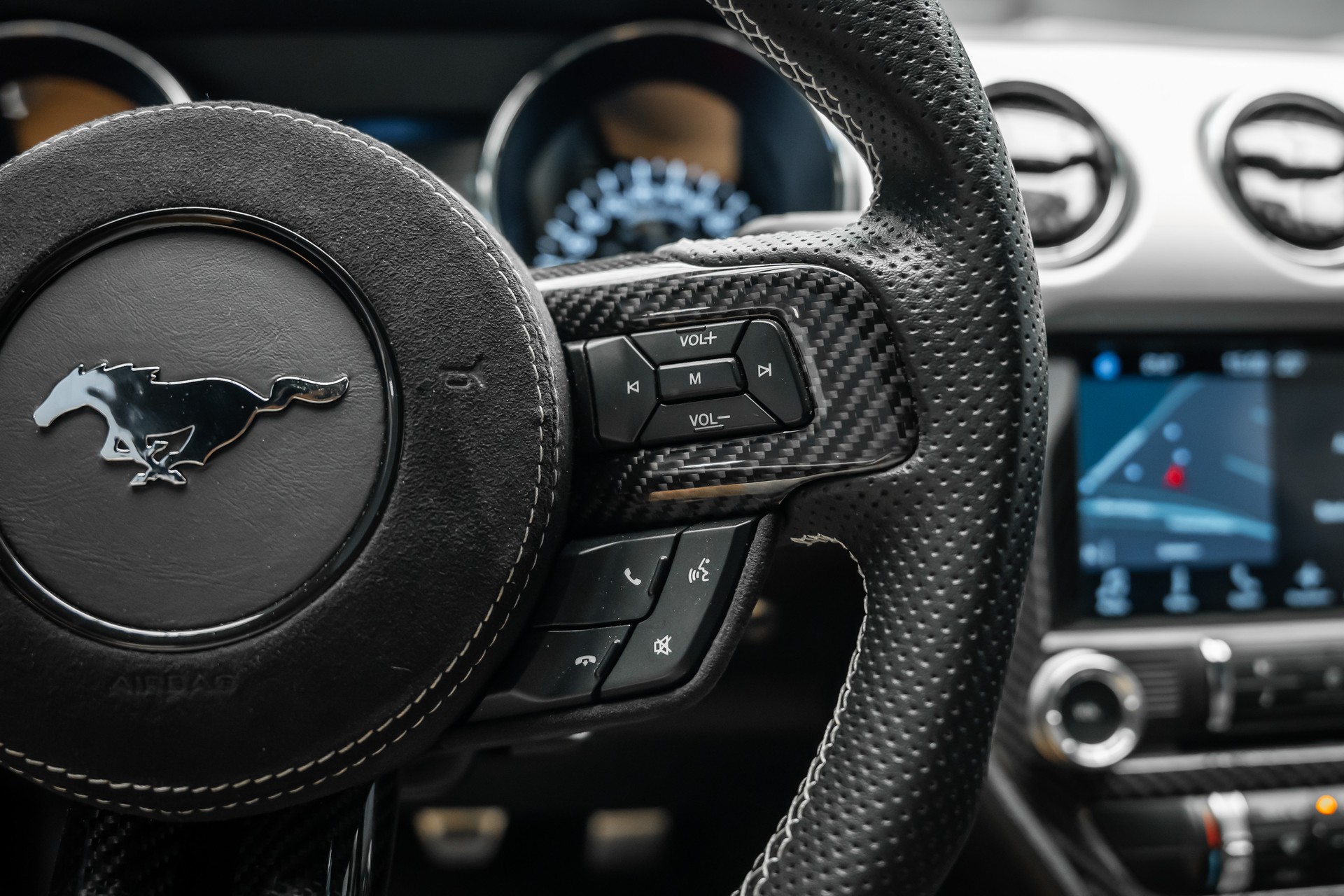 FORD * Mustang 5.0 V8 HANDSCHALTUNG GT BLUE EDITION SPORTPAKET *-image-18
