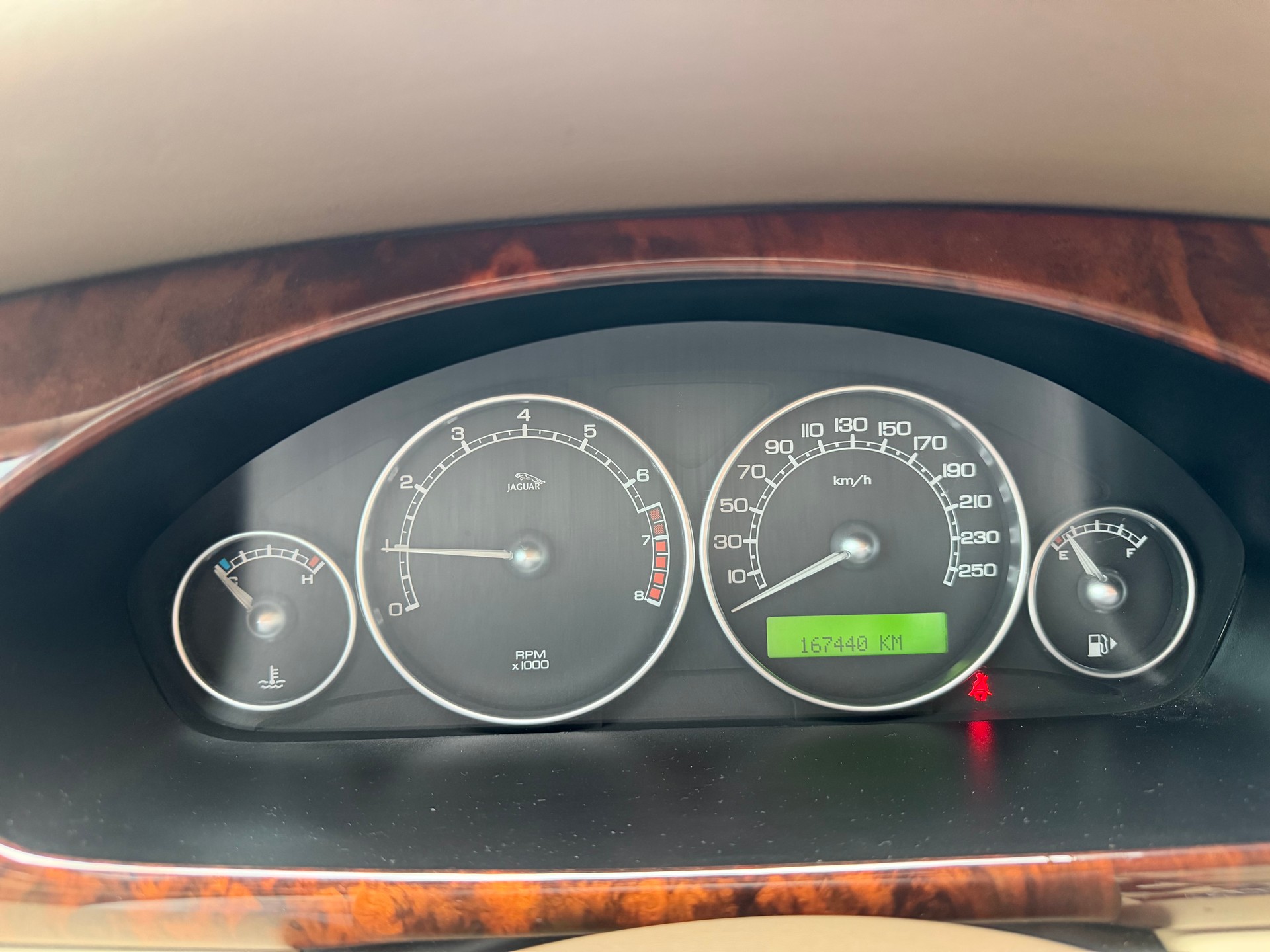 JAGUAR X-Type 3.0 V6 Traction4 Sovereign Anniv. Aut.-image-8
