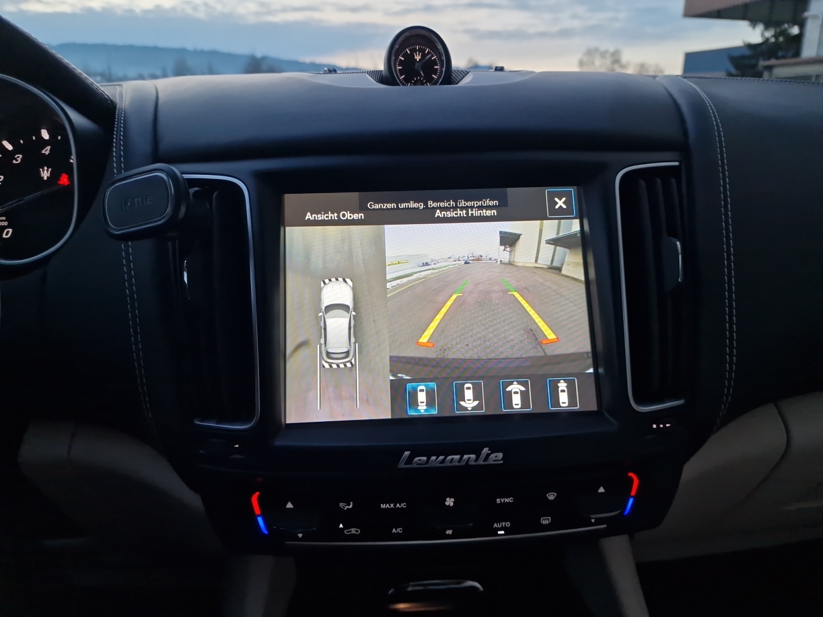 MASERATI Levante S 3.0 V6-image-15