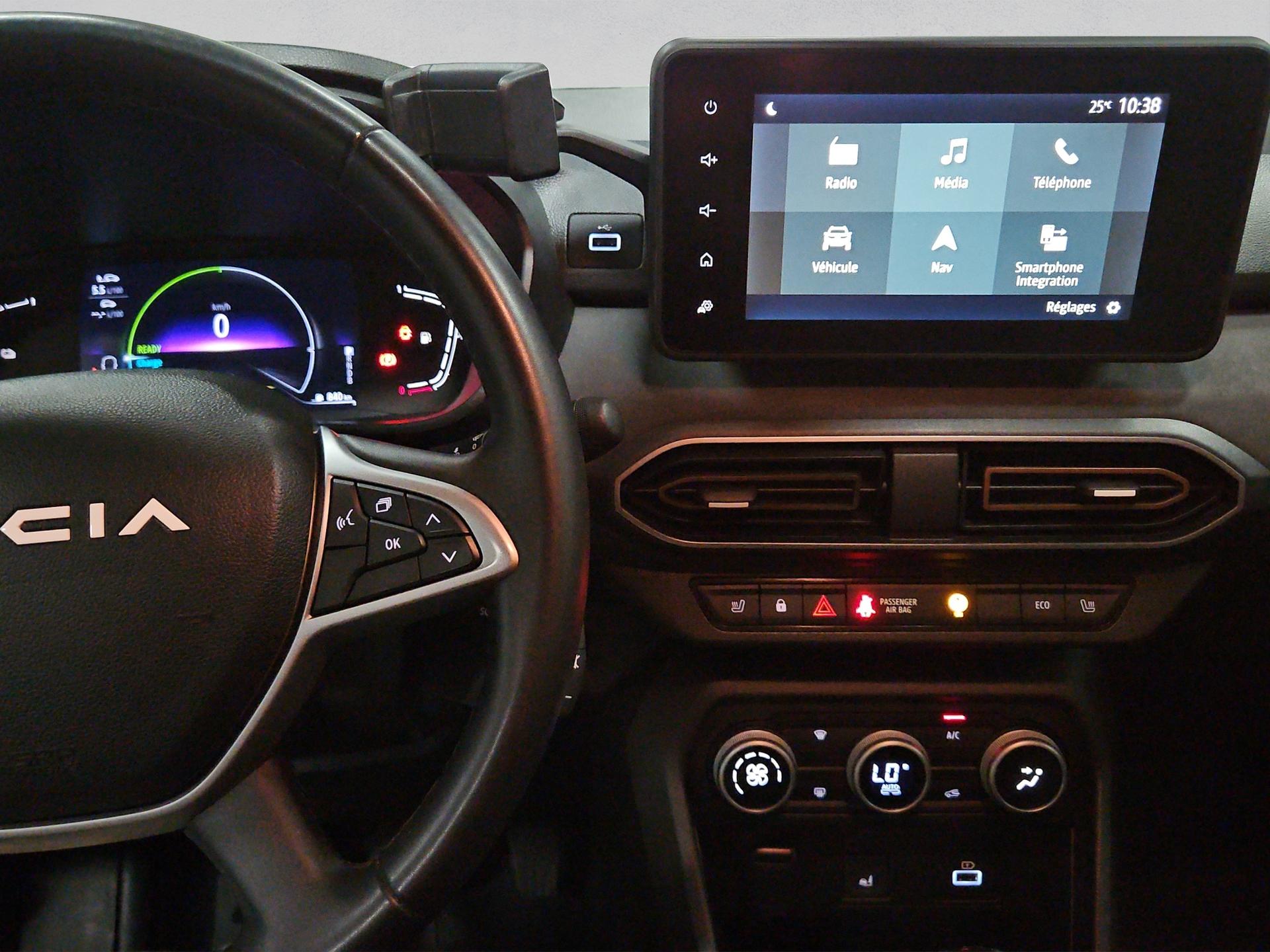 DACIA Jogger HEV 140 Extreme-image-11