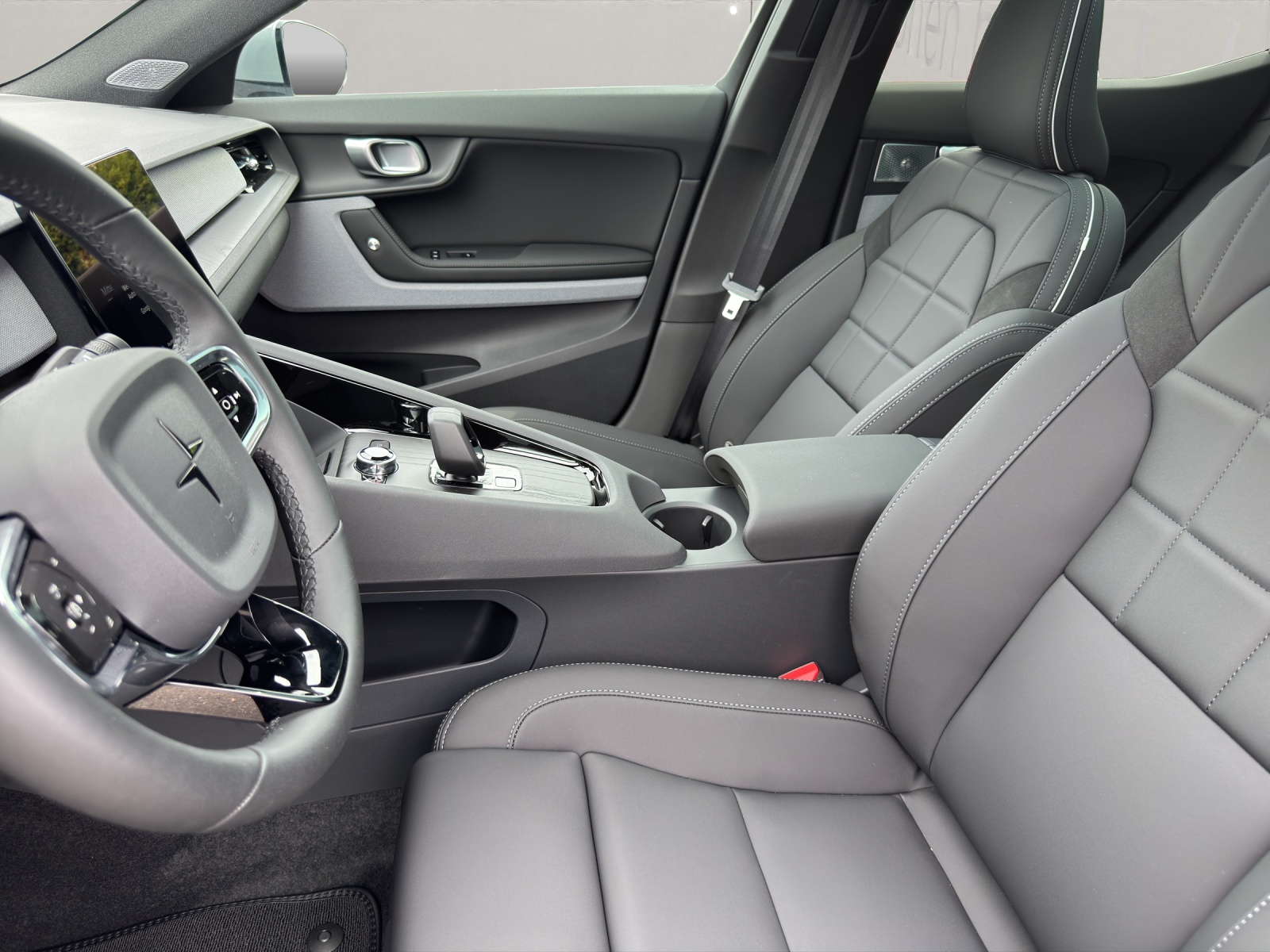 POLESTAR 2 Long Range Dual Motor-image-11