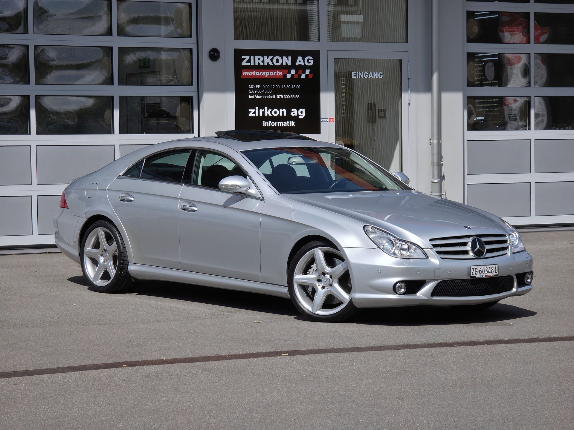MERCEDES-BENZ CLS 55 AMG Automatic-showroom-element-3