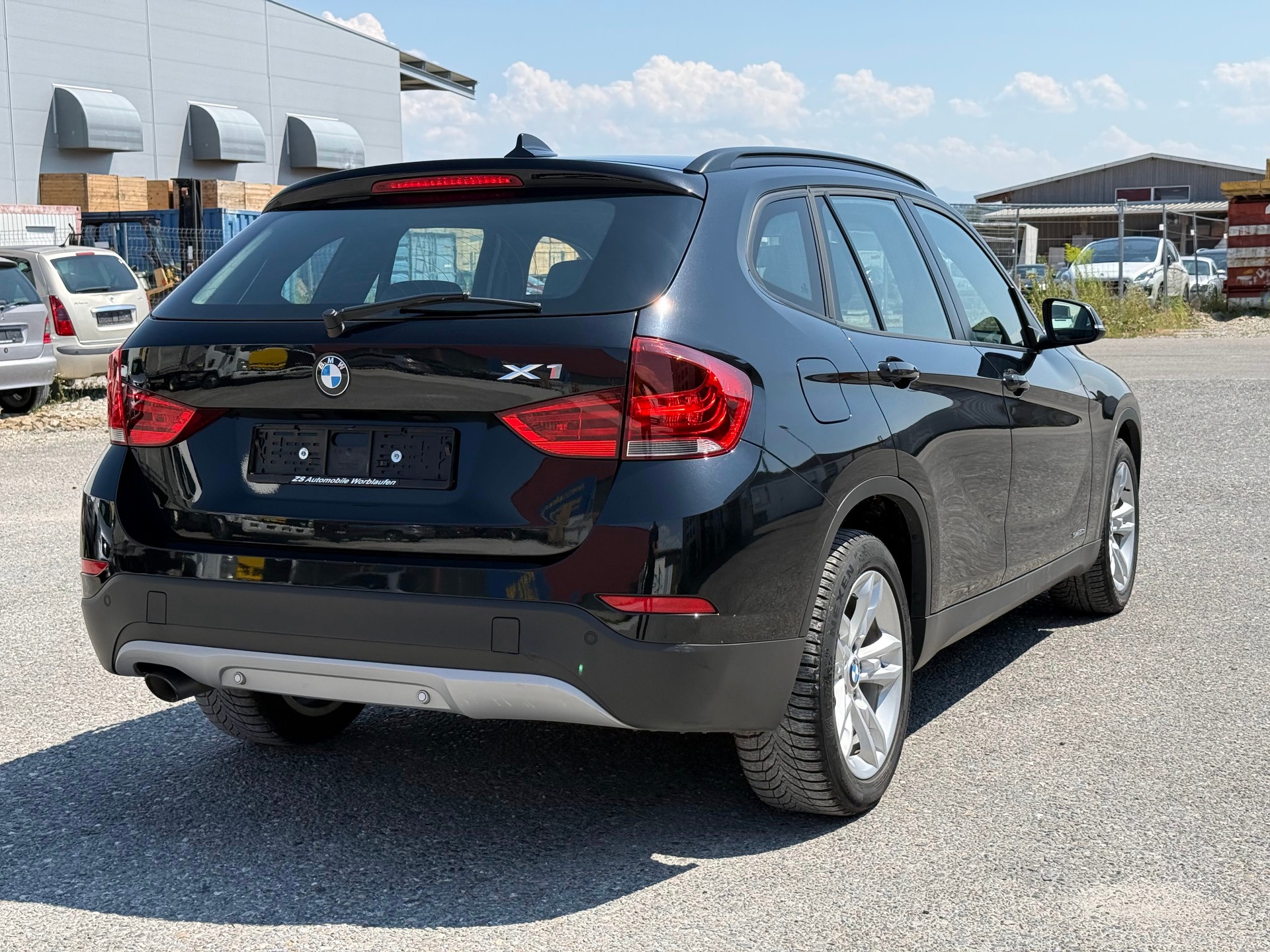 BMW X1 sDrive 20d-image-2