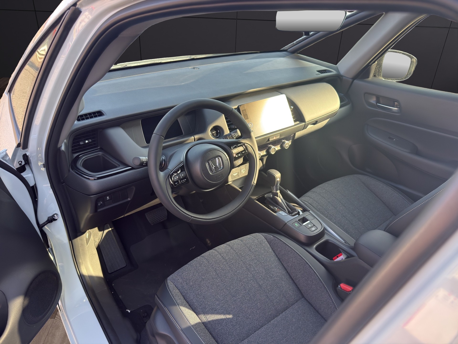 HONDA Jazz 1.5i-MMD Advance E-CVT-image-11