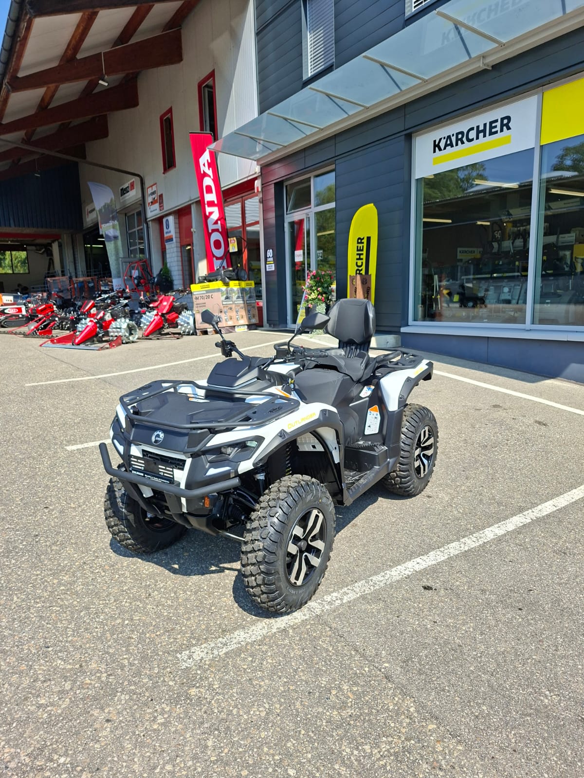 CAN-AM MAX EV-image-0
