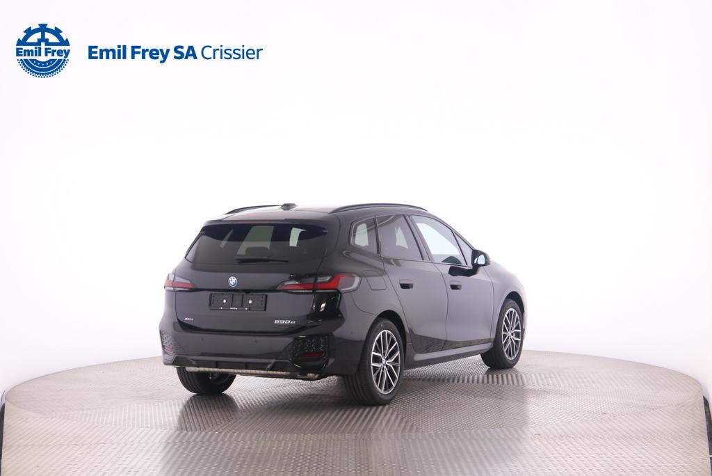 BMW 230e xDrive Active Tourer-showroom-element-2