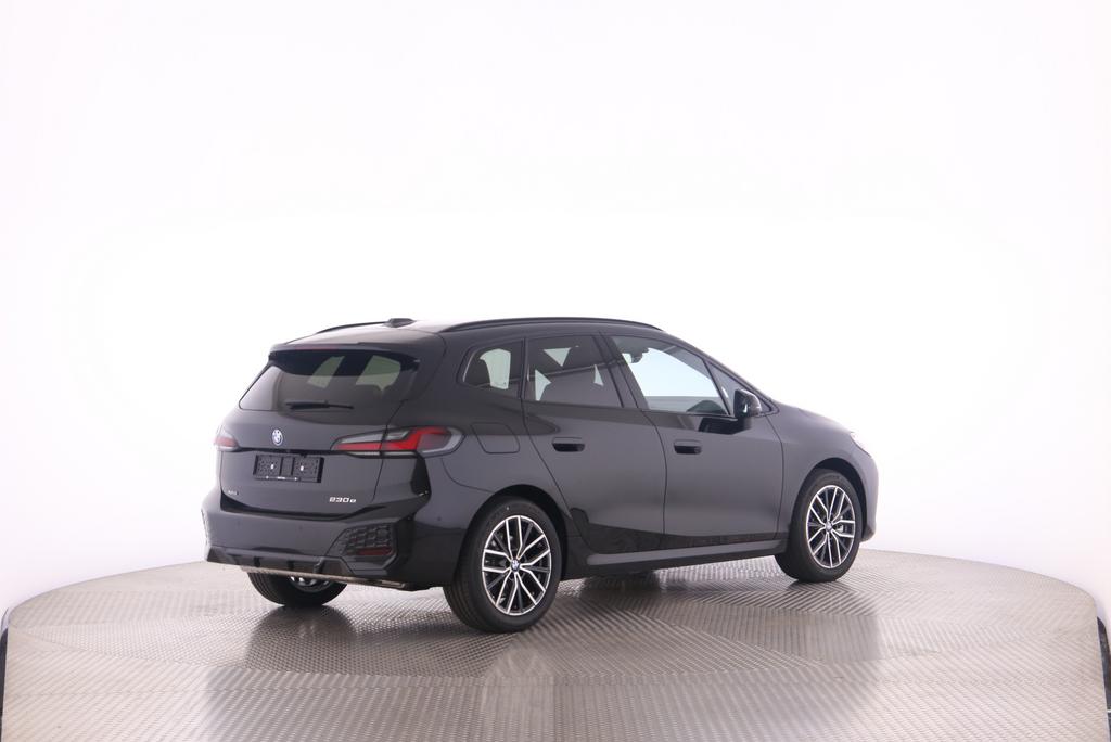 BMW 230e xDrive Active Tourer-image-22