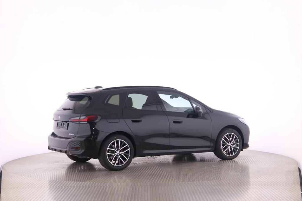 BMW 230e xDrive Active Tourer-showroom-element-3