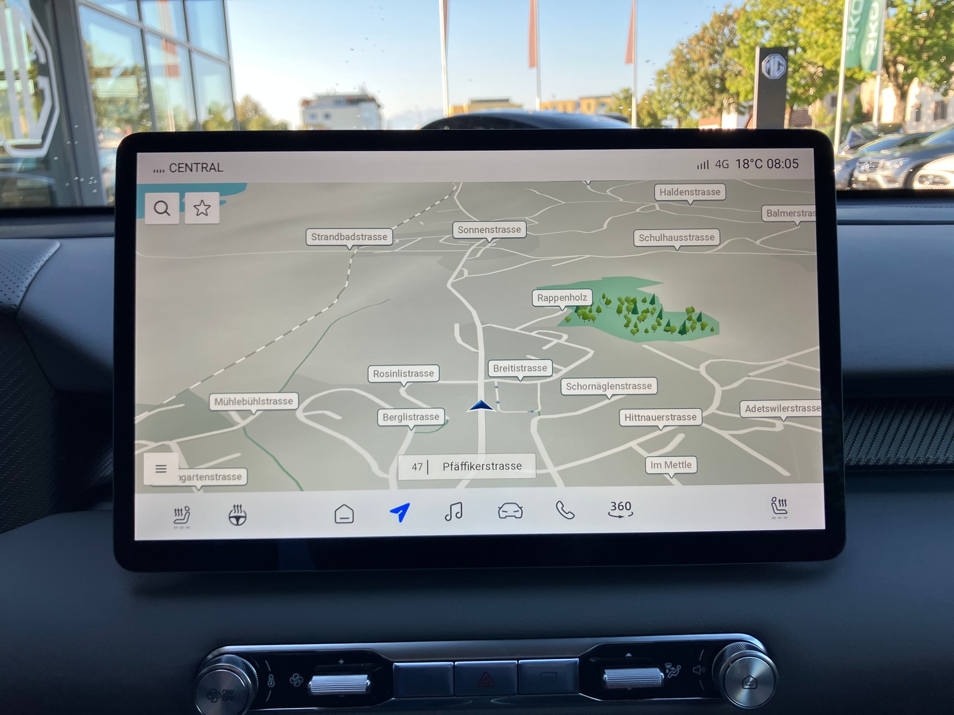 MG S5 EV 64kWh Luxury-image-9