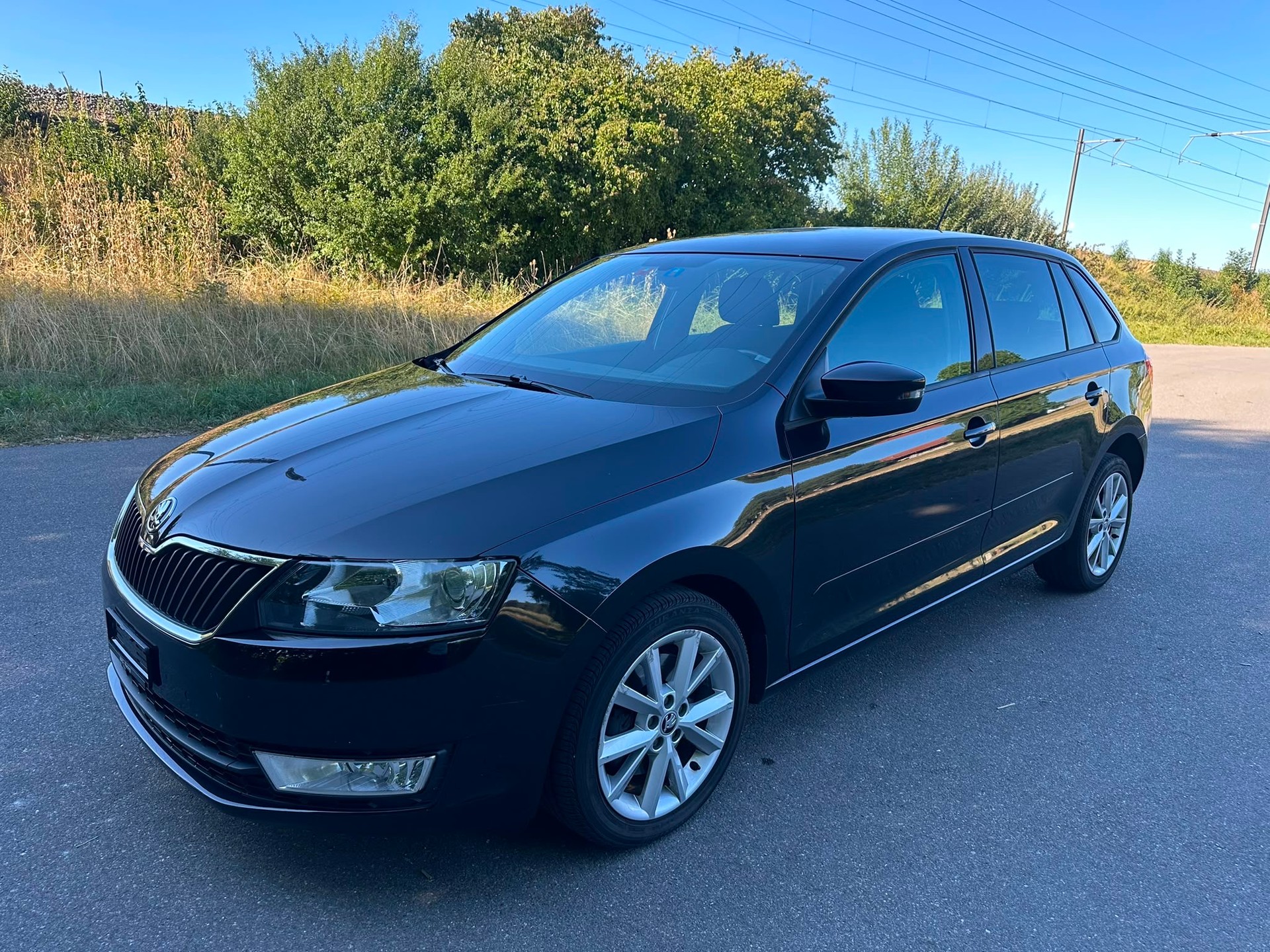 SKODA Rapid Spaceback 1.2 TSI Ambition-image-1