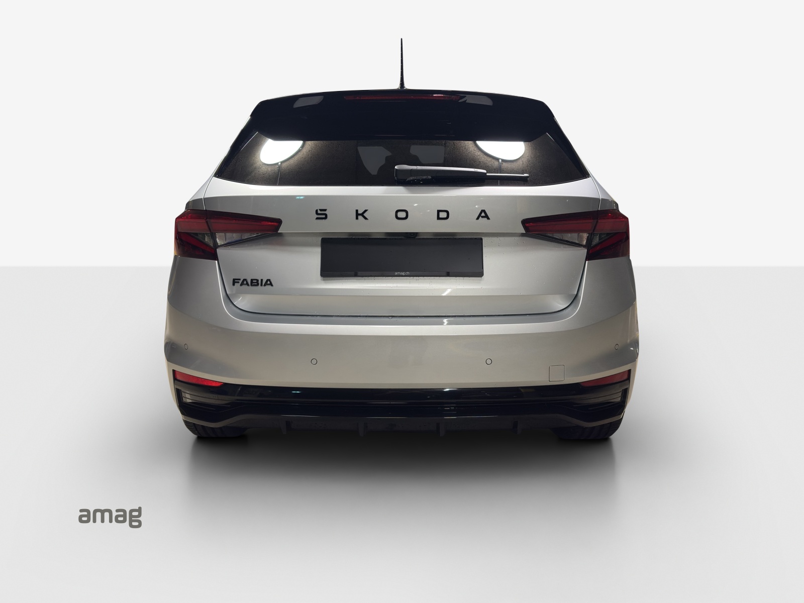 SKODA Fabia 1.0 TSI Monte Carlo DSG-showroom-element-3