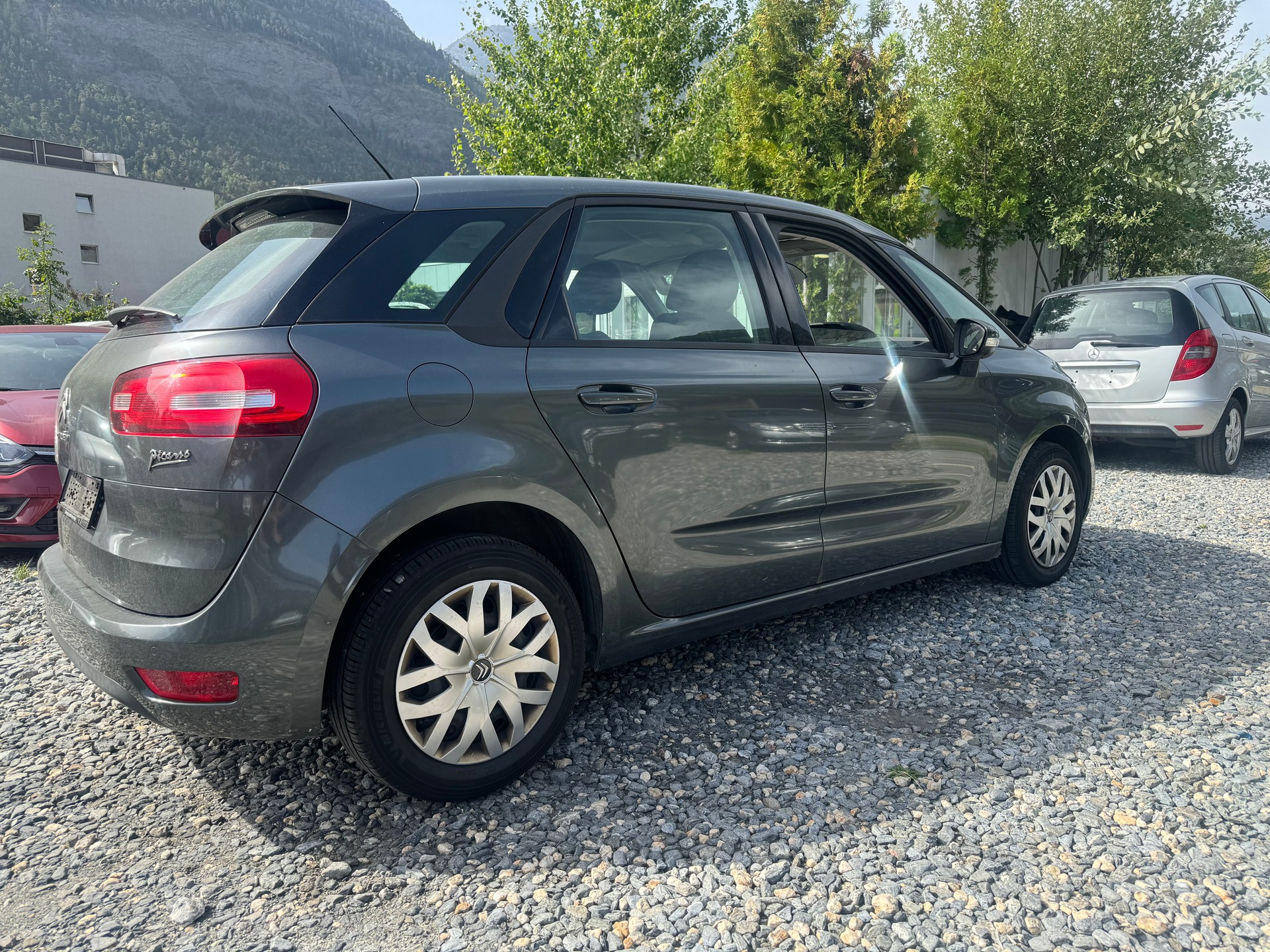 CITROEN C4 Picasso 1.6 e-HDi Exclusive-image-15