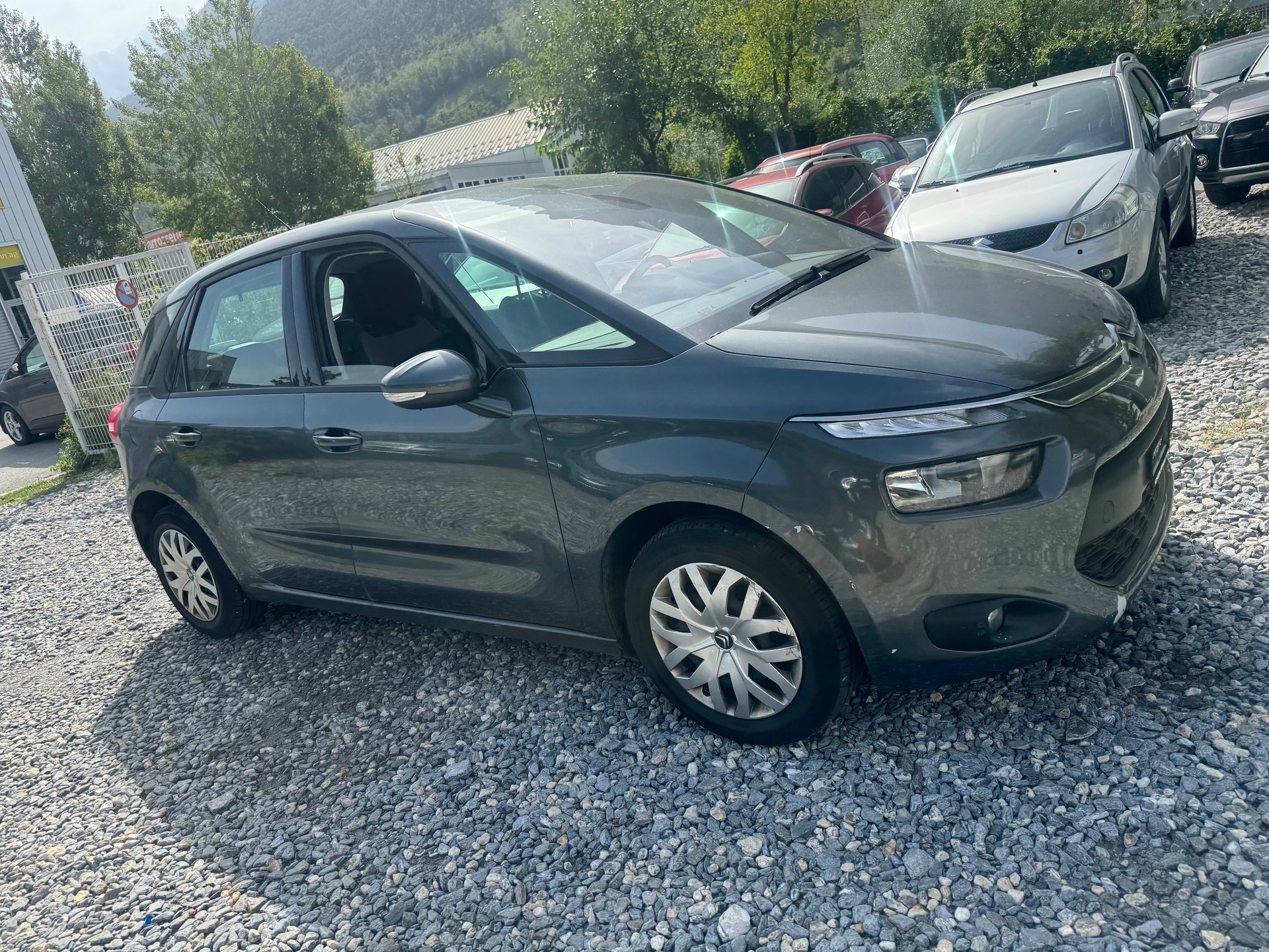 CITROEN C4 Picasso 1.6 e-HDi Exclusive-image-8