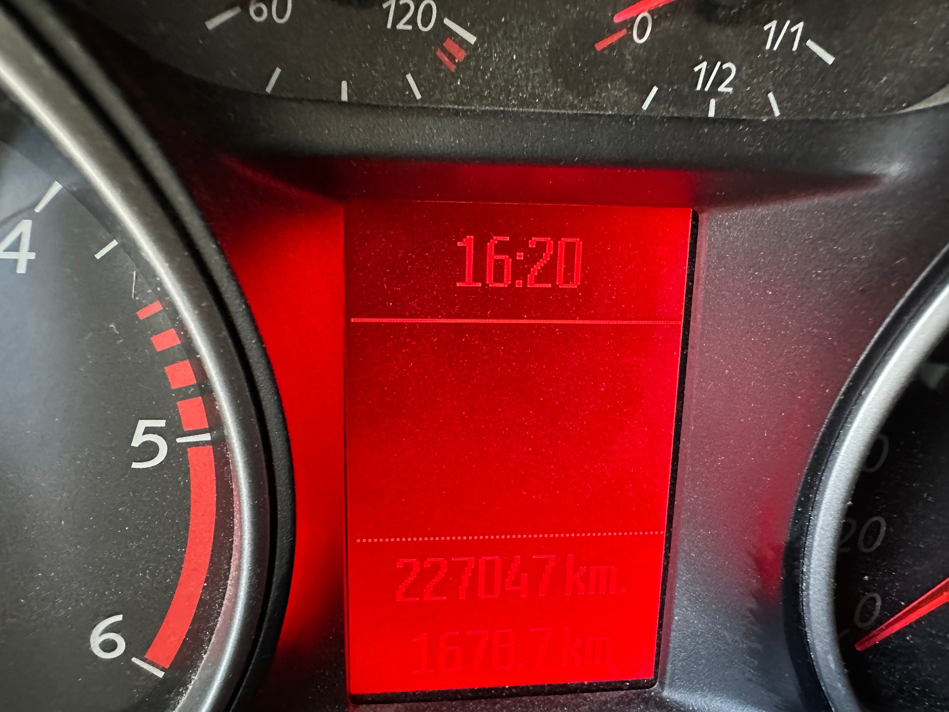 FORD Galaxy 2.0 TDCi Carving-image-11