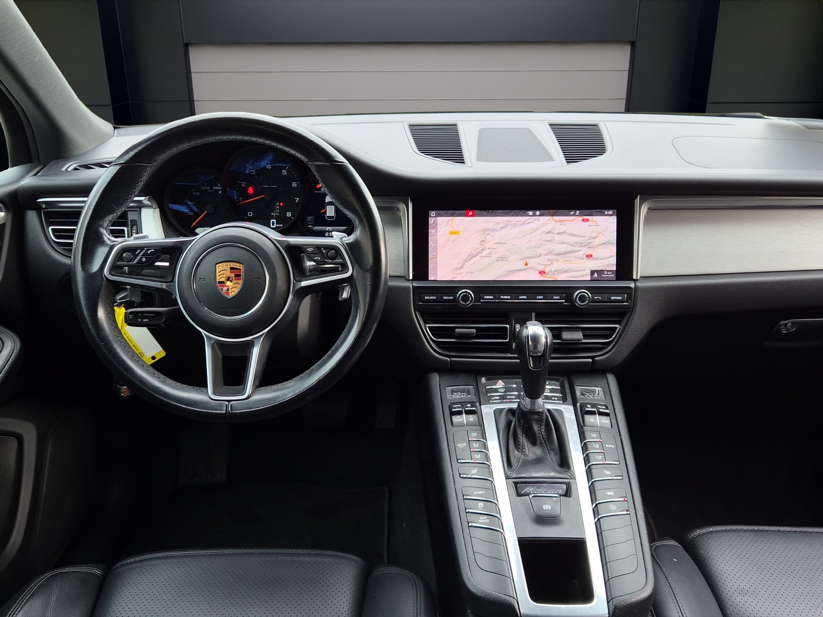 PORSCHE Macan PDK-image-5