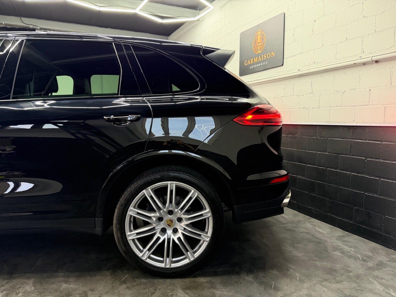 PORSCHE Cayenne Diesel Platinum Edition | CH-Auto | 360° Kamera | Bose-image-4