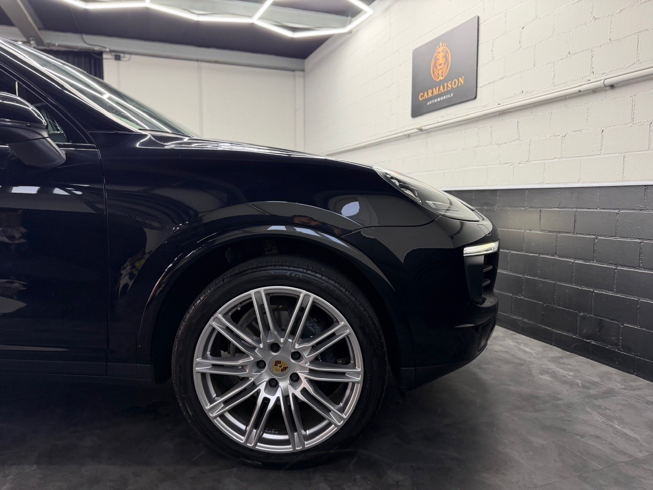 PORSCHE Cayenne Diesel Platinum Edition | CH-Auto | 360° Kamera | Bose-image-9