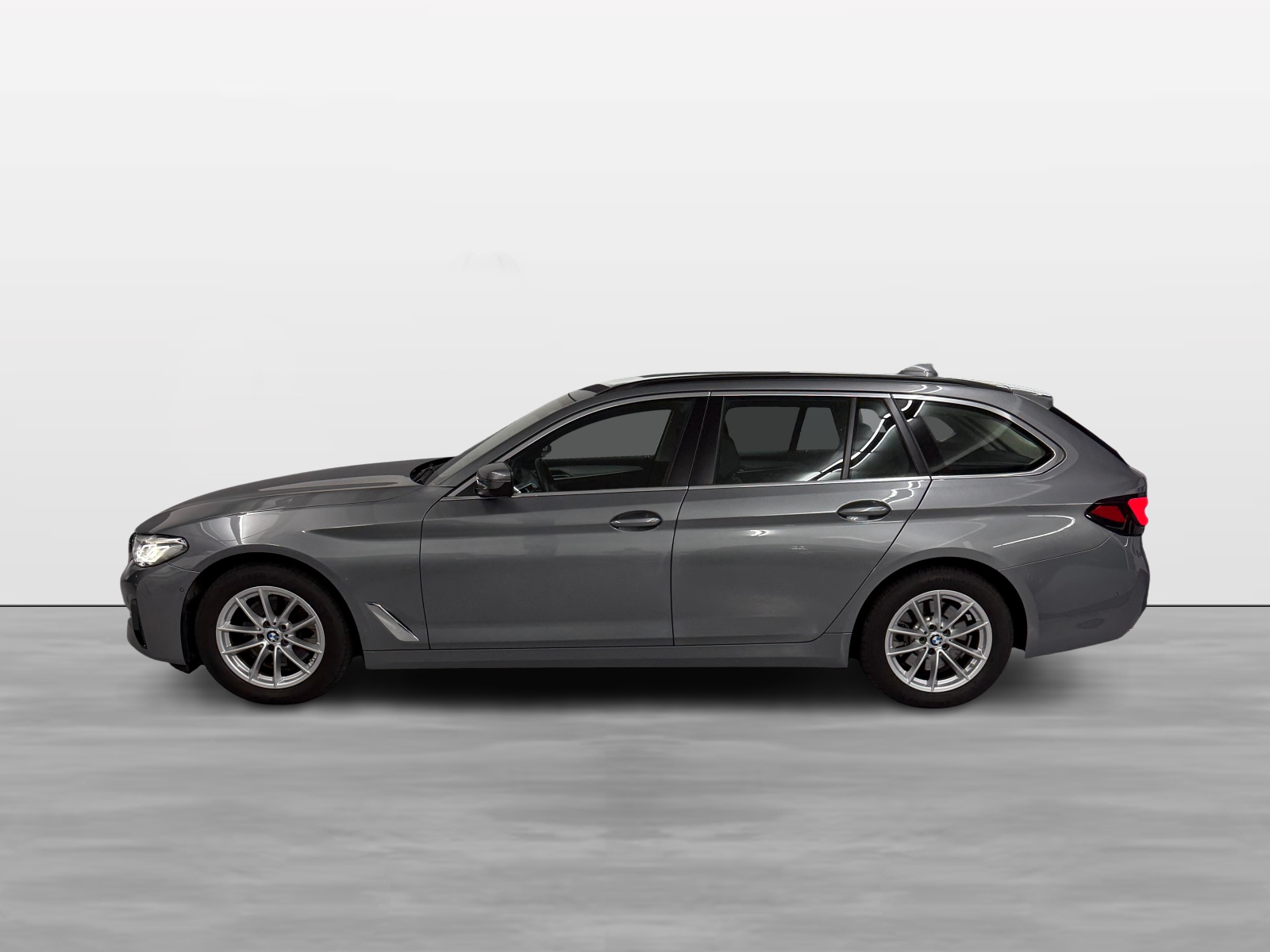BMW 520d xDrive 48V Touring Steptronic-showroom-element-2