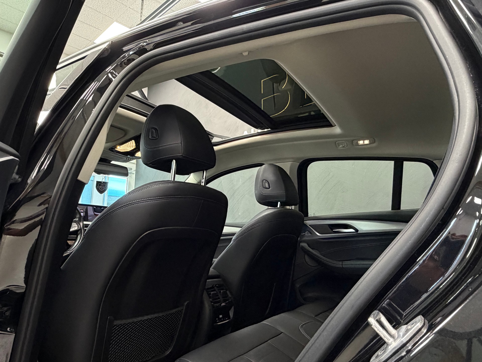 BMW X4 xDrive 20d xLine Steptronic-image-18