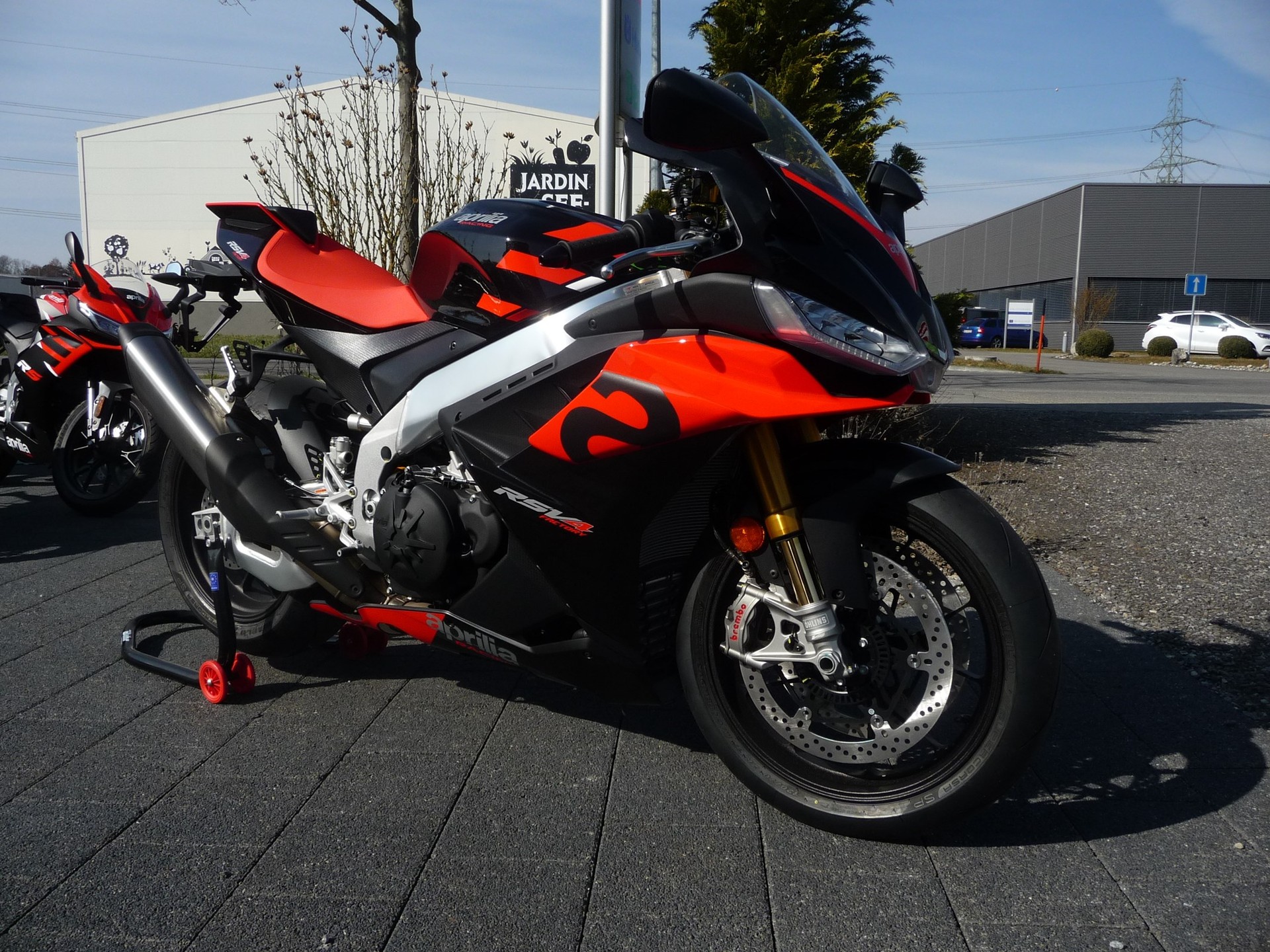 APRILIA RSV4 1100 Factory-image-0