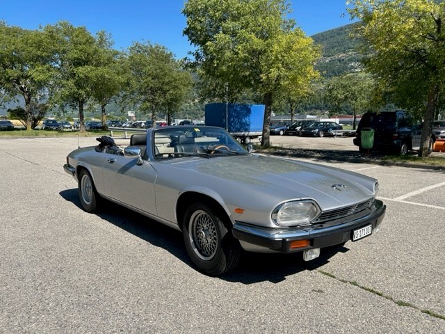 JAGUAR XJ-S V12 5.3 L Convertible / Cabriolet-image-3
