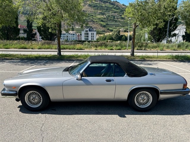 JAGUAR XJ-S V12 5.3 L Convertible / Cabriolet