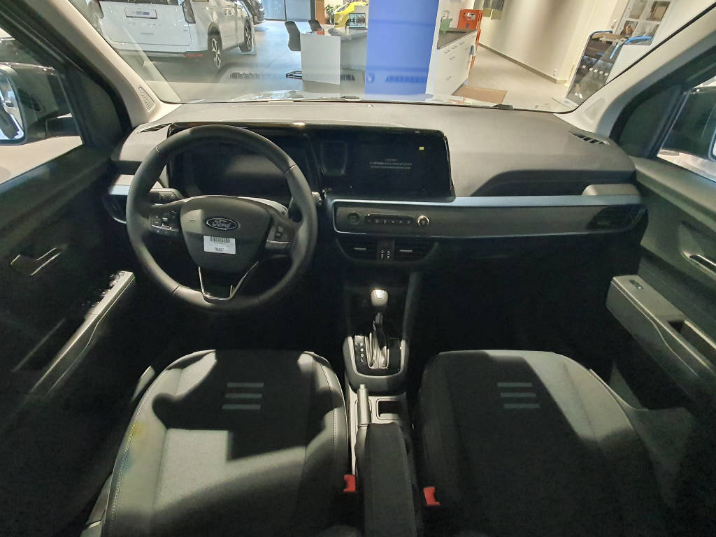 FORD TOURNEO COURIERier 1.0 EcoBoost Active-image-11
