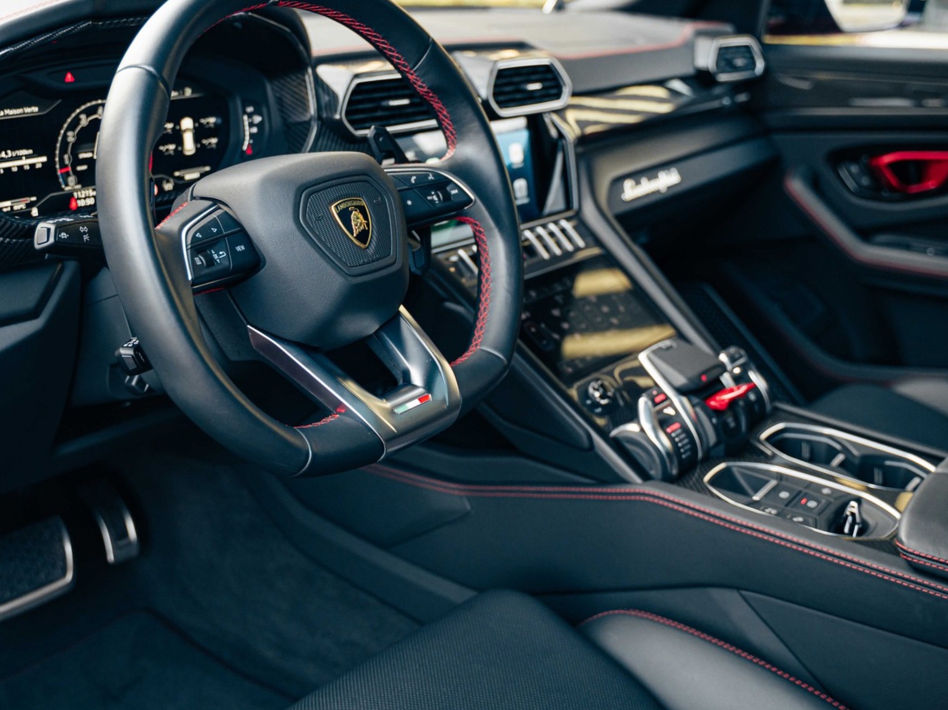 LAMBORGHINI Urus S E-Gear Aniversario 60 Jahre-image-7