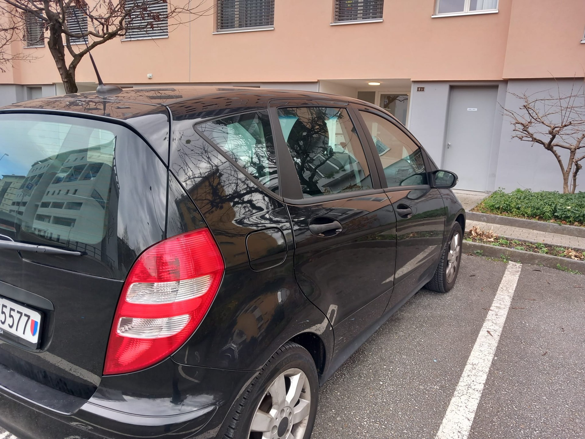 MERCEDES-BENZ A 150 Classic Edition-image-2