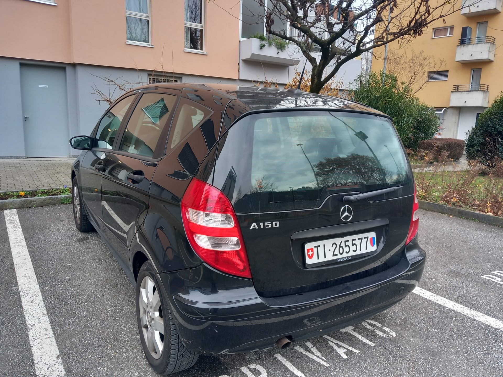 MERCEDES-BENZ A 150 Classic Edition-image-3