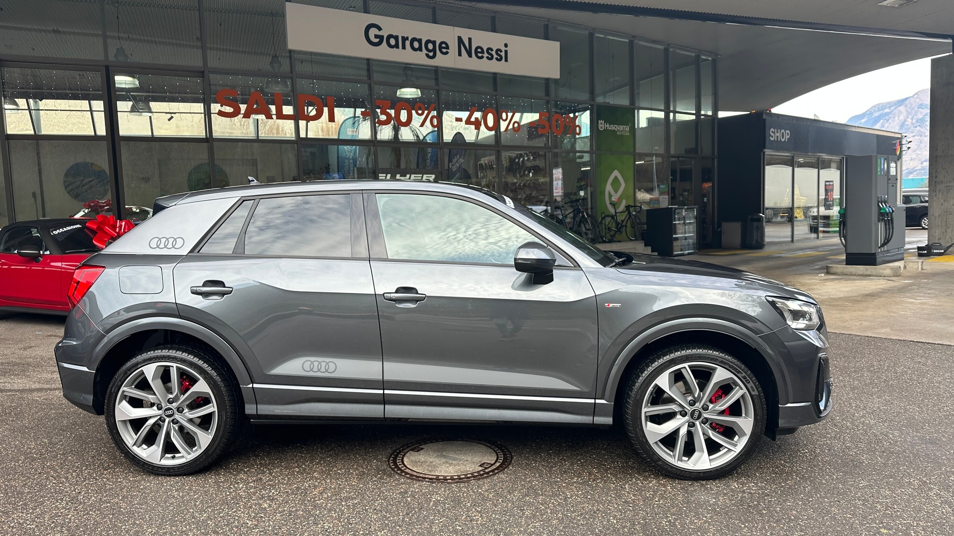 AUDI Q2 35 TFSI S line S-tronic-image-3