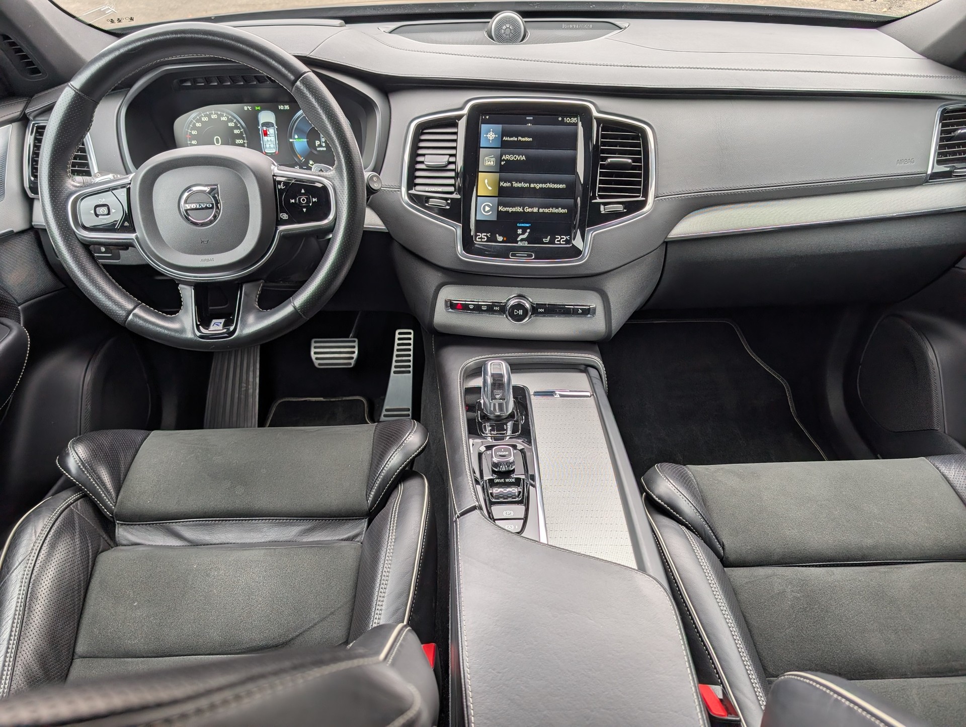 VOLVO XC90 T8 AWD R-Design Geartronic-image-12