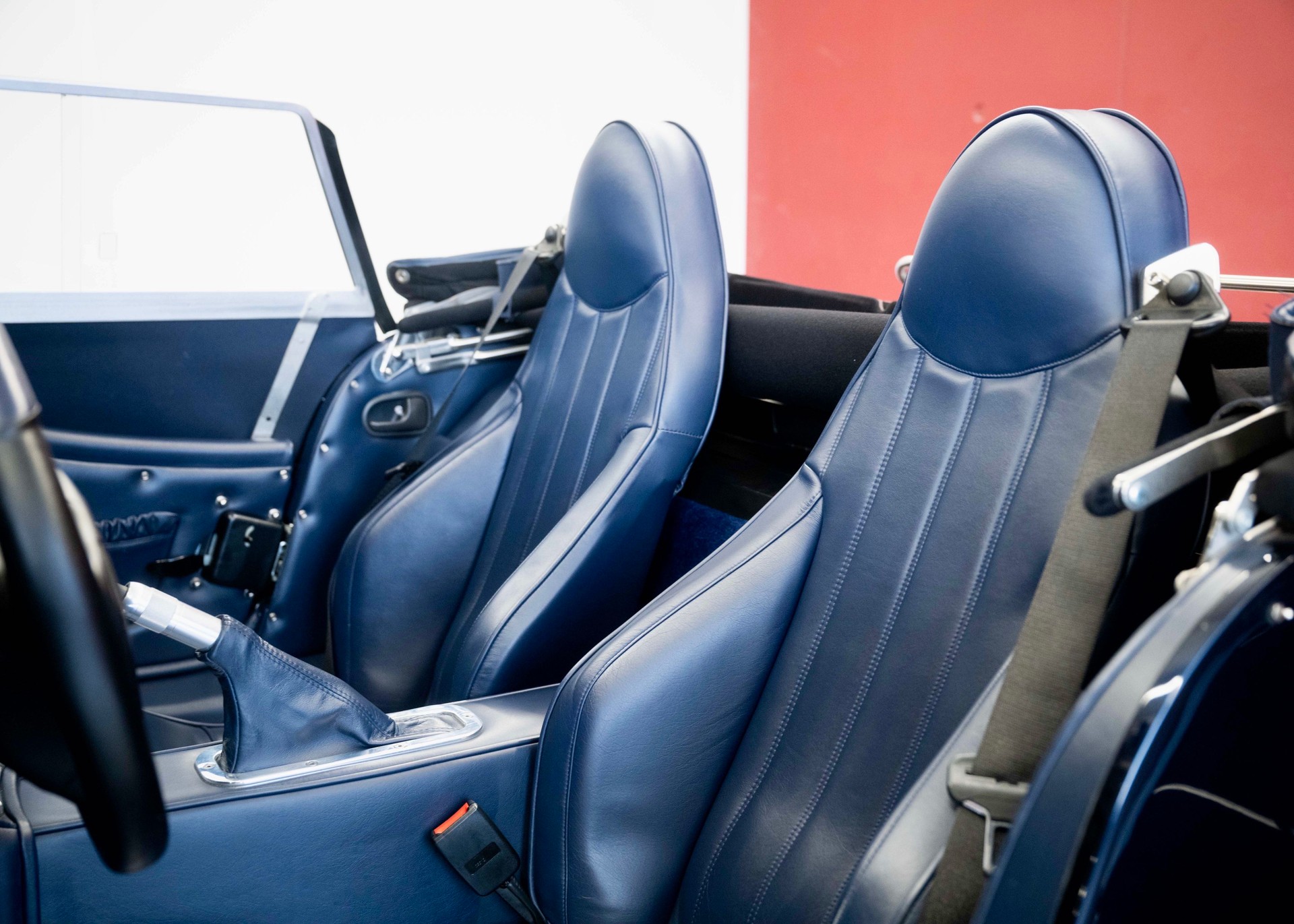 MORGAN Plus 8 4.8 V8 Manual transmission (1 of 70)-image-23