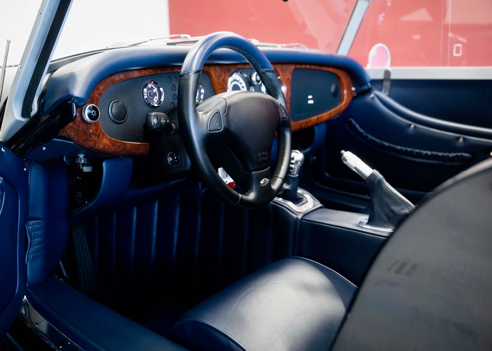 MORGAN Plus 8 4.8 V8 Manual transmission (1 of 70)-image-18