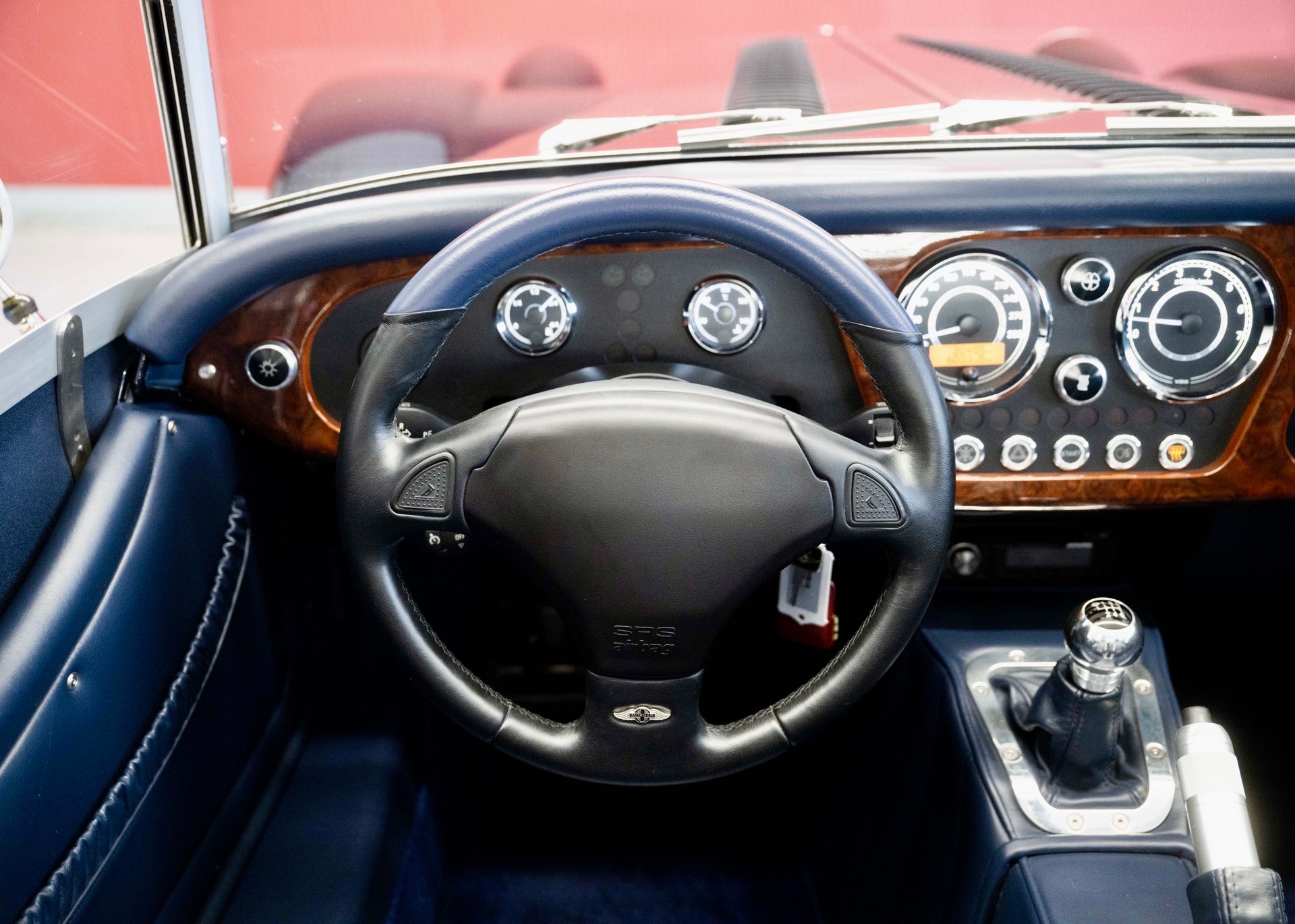 MORGAN Plus 8 4.8 V8 Manual transmission (1 of 70)-image-17