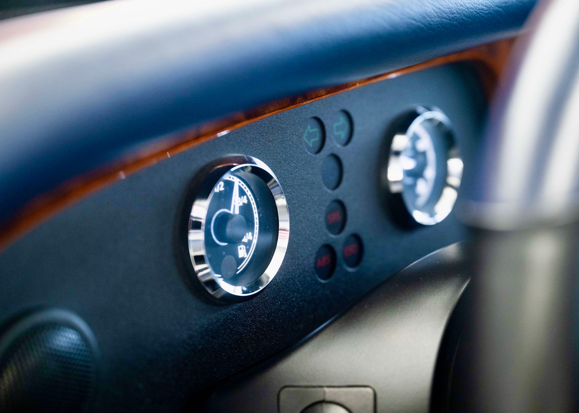 MORGAN Plus 8 4.8 V8 Manual transmission (1 of 70)-image-28