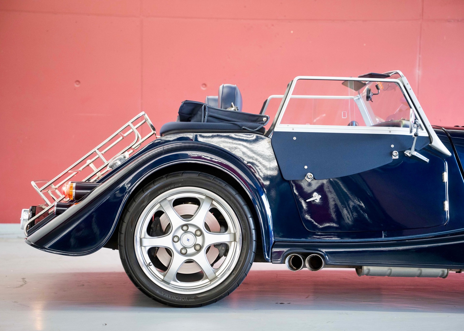 MORGAN Plus 8 4.8 V8 Manual transmission (1 of 70)-image-8