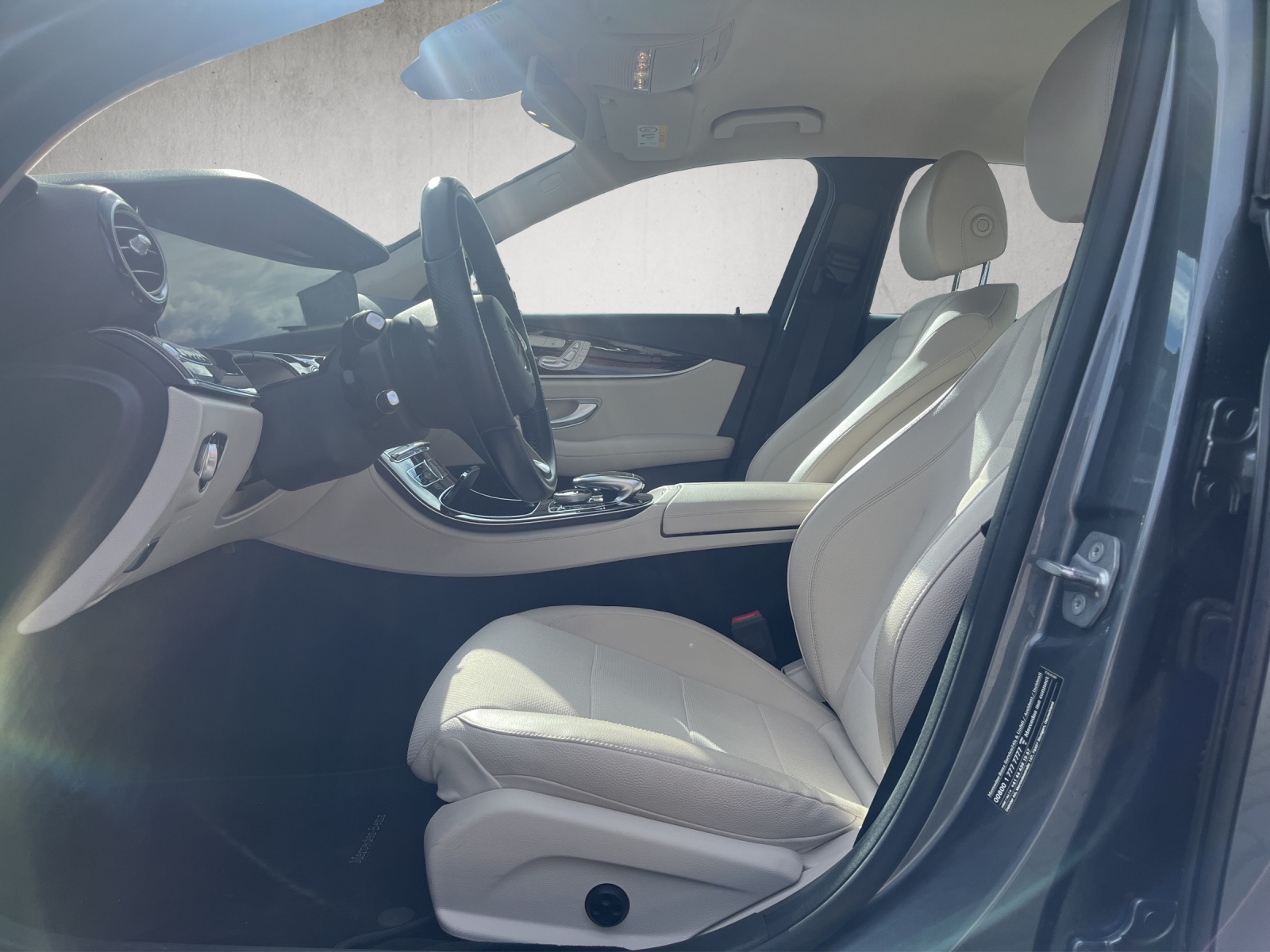 MERCEDES-BENZ E 400 Avantgarde 4matic-image-8