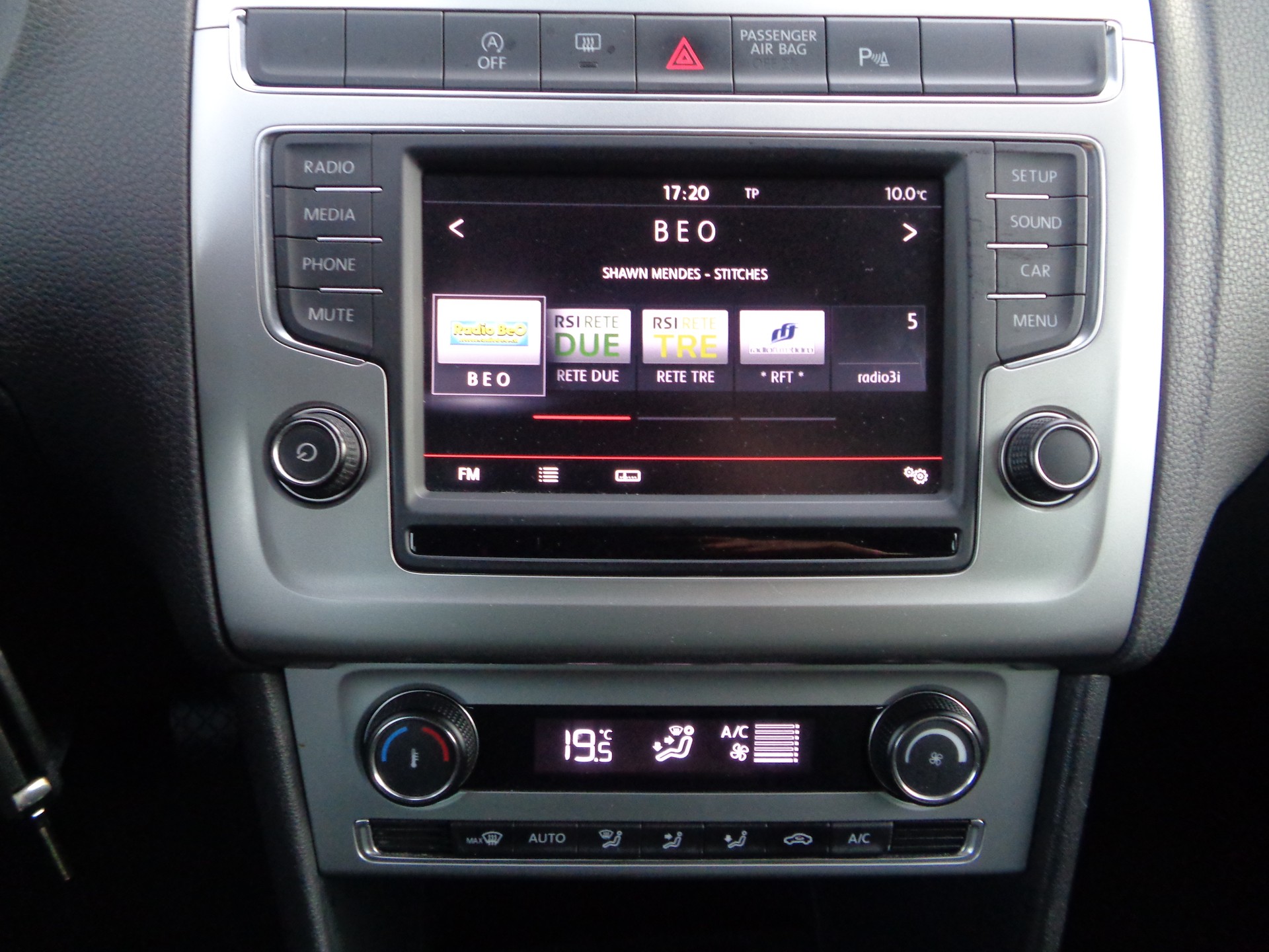 VW Polo 1.2 TSI BMT Highline-image-11