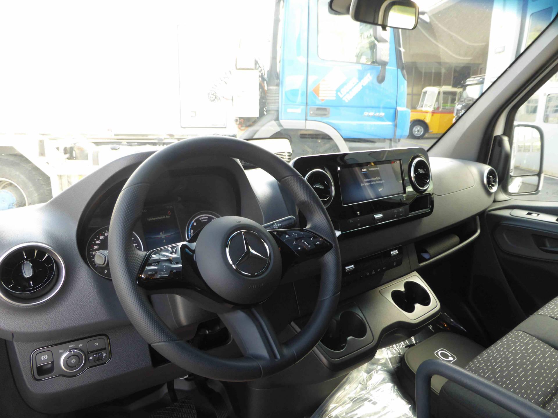 MERCEDES-BENZ eSprinter 320 Kaw. 3665 S 81 kWh Pro-image-8