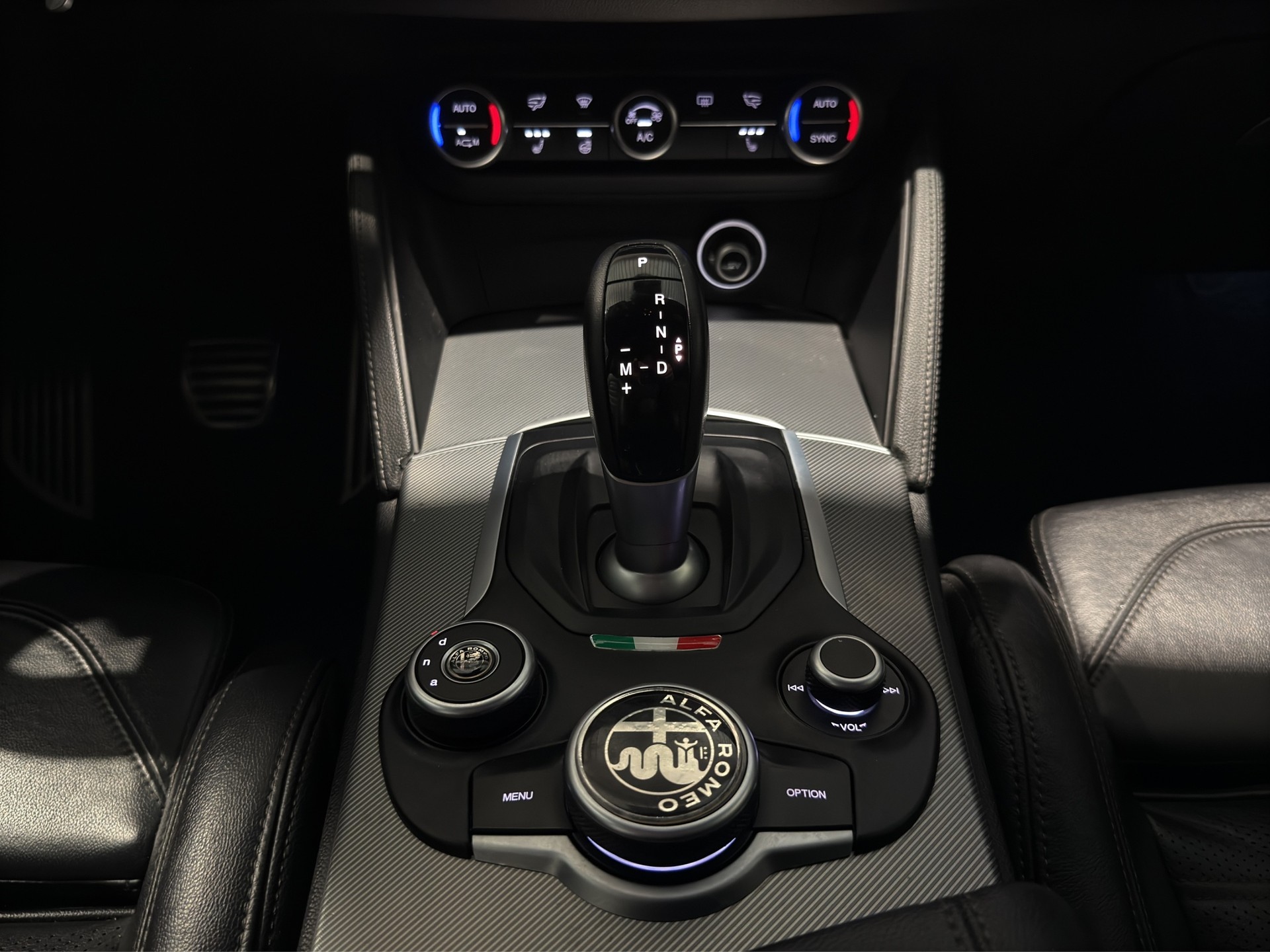 ALFA ROMEO Stelvio 2.0 Super Q4 Automatic-image-13