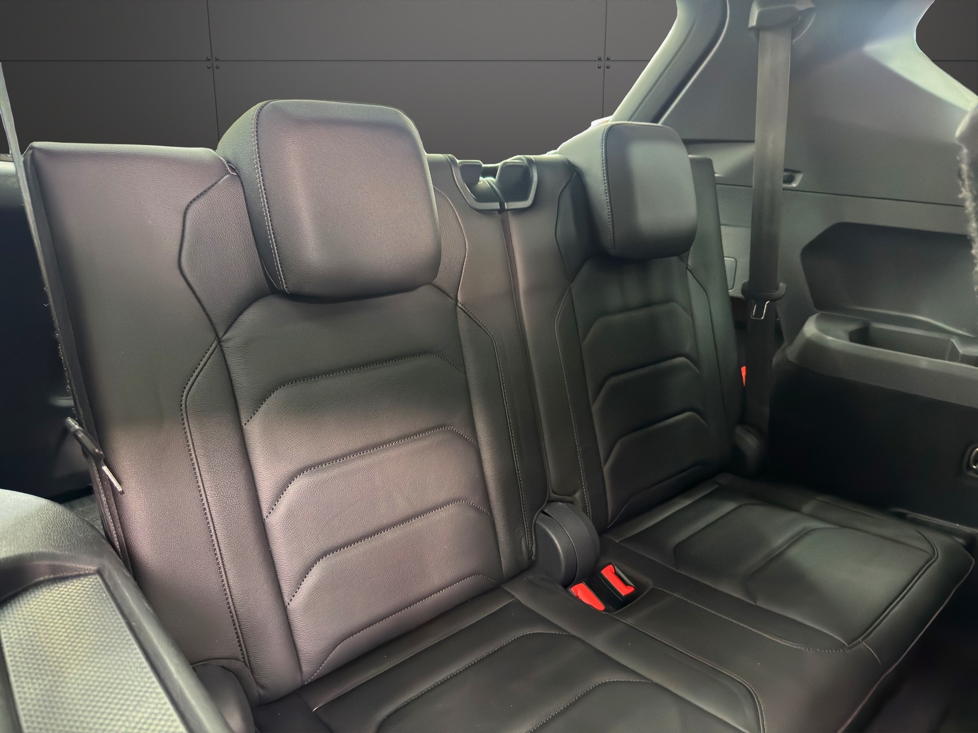 SEAT Tarraco 2.0 TSI 4Drive DSG Swiss FR-image-15